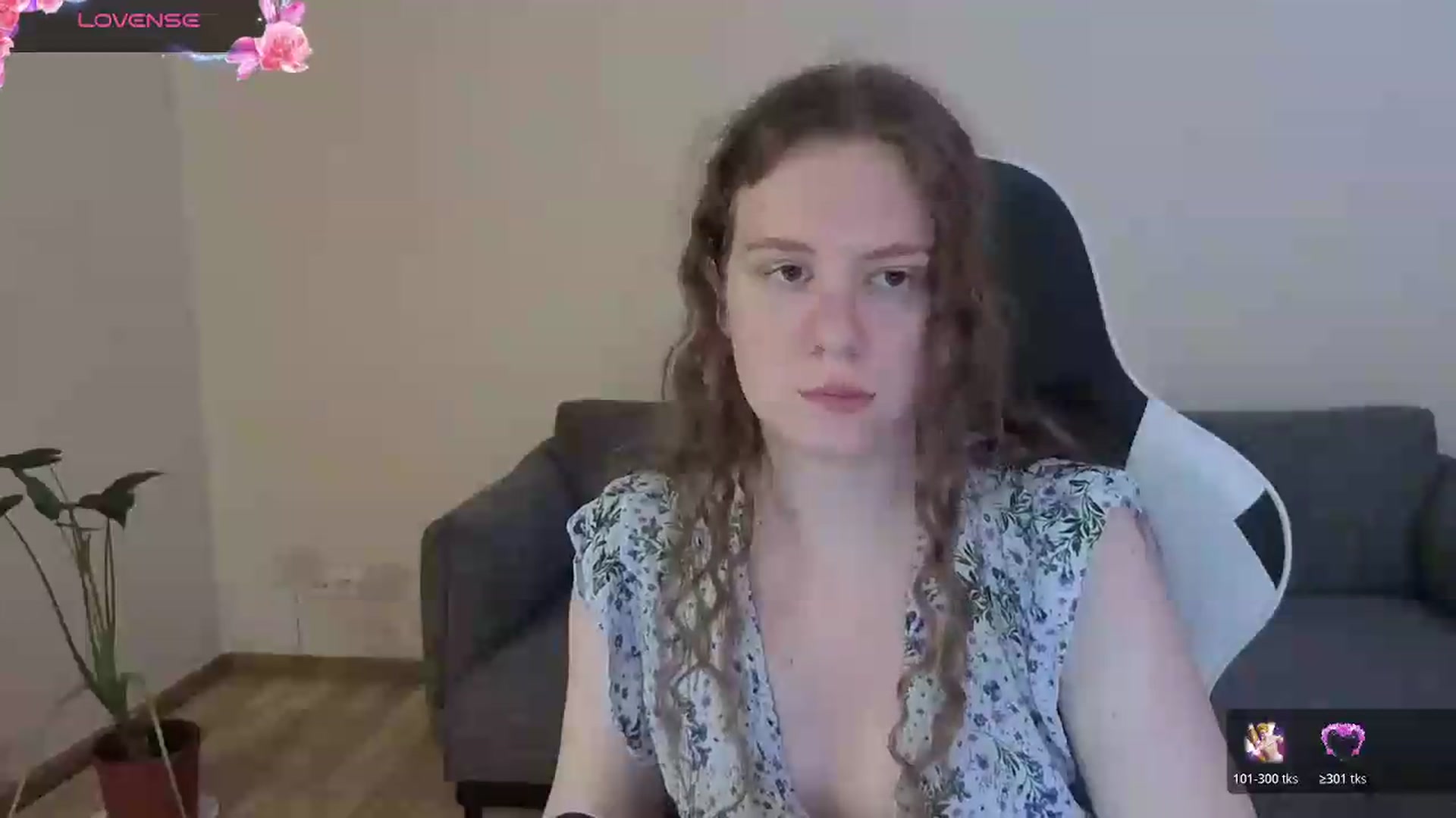 Gallery image thumbnail from BlueFlowerr's myfreecams stream on, 06/29/2026, 16:27 image 10 of 20