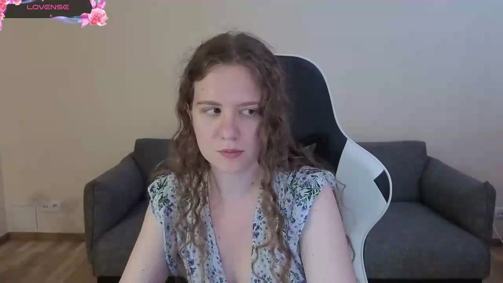 Gallery image thumbnail from BlueFlowerr's myfreecams stream on, 06/29/2026, 16:27 image 20 of 20
