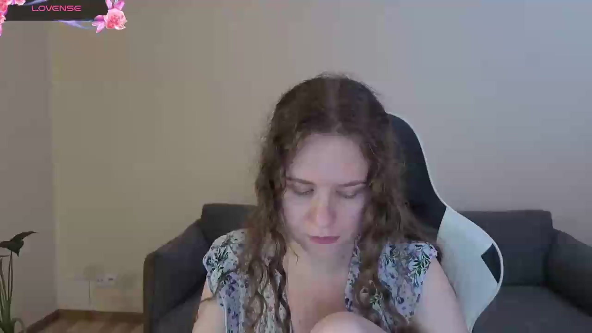 Gallery image thumbnail from BlueFlowerr's myfreecams stream on, 06/29/2026, 17:08 image 4 of 20