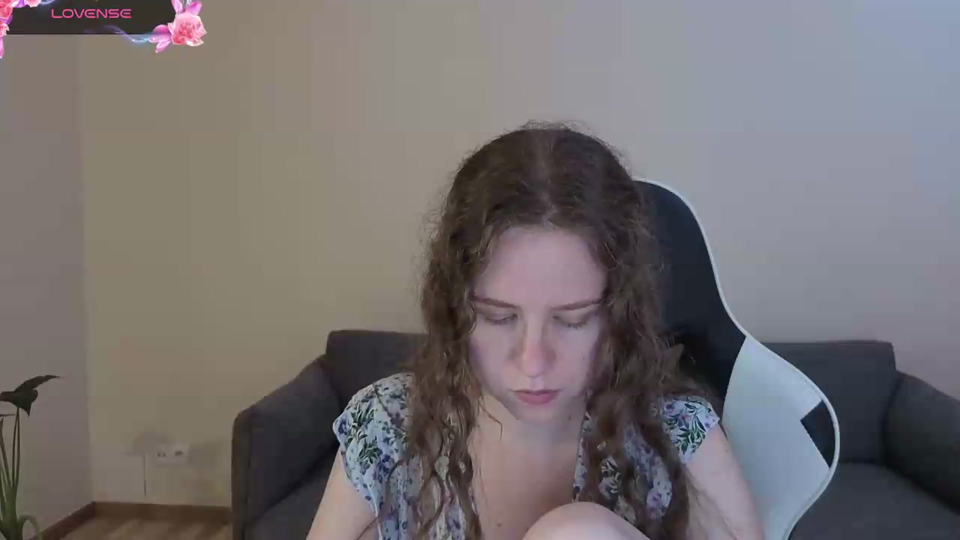 Gallery image thumbnail from BlueFlowerr's myfreecams stream on, 06/29/2026, 17:08 image 5 of 20