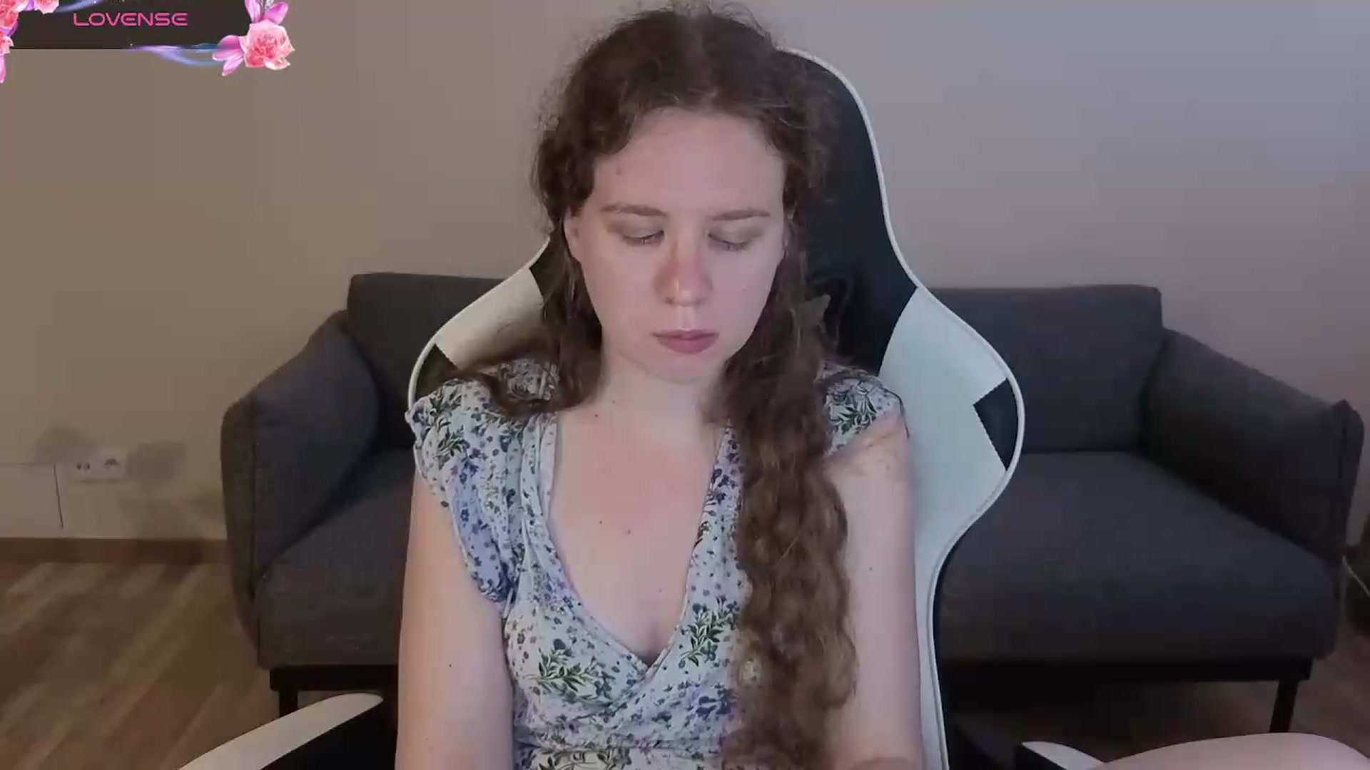Gallery image thumbnail from BlueFlowerr's myfreecams stream on, 06/29/2026, 19:44 image 17 of 20