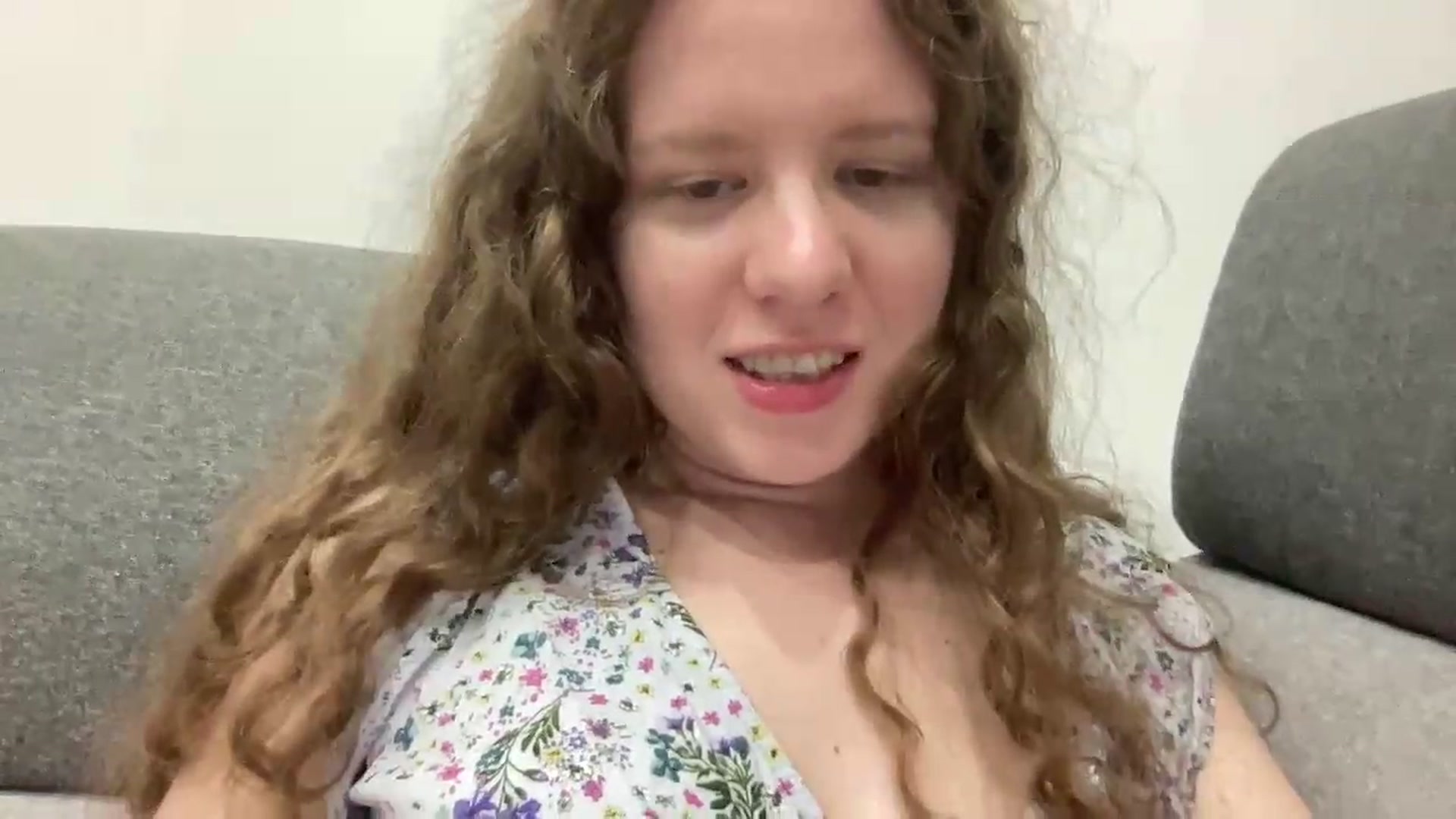 Gallery image thumbnail from BlueFlowerr's myfreecams stream on, 06/29/2026, 21:58 image 13 of 20