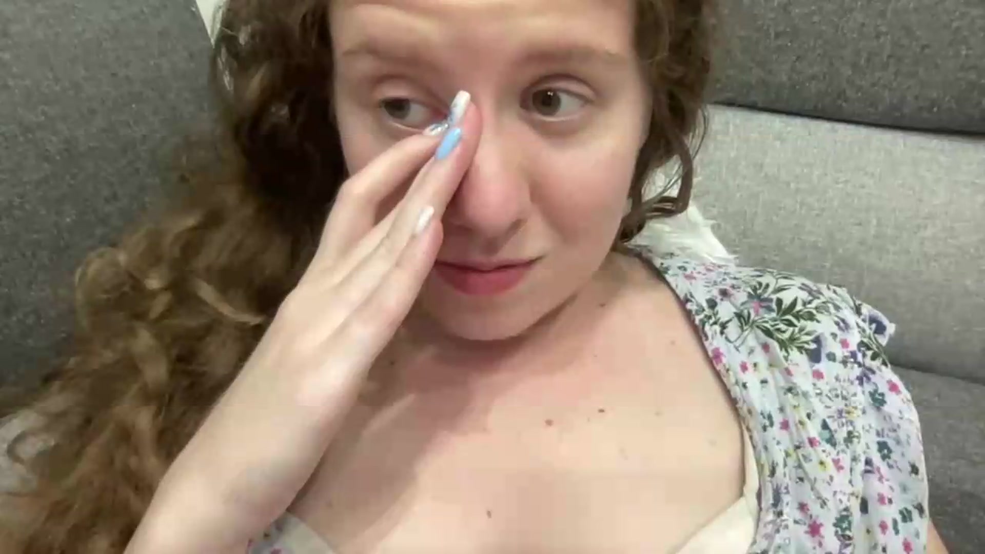 Gallery image thumbnail from BlueFlowerr's myfreecams stream on, 06/29/2026, 23:15 image 7 of 20