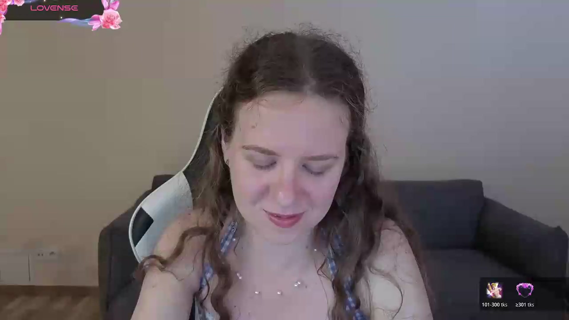 Gallery image thumbnail from BlueFlowerr's myfreecams stream on, 06/30/2026, 15:59 image 6 of 20