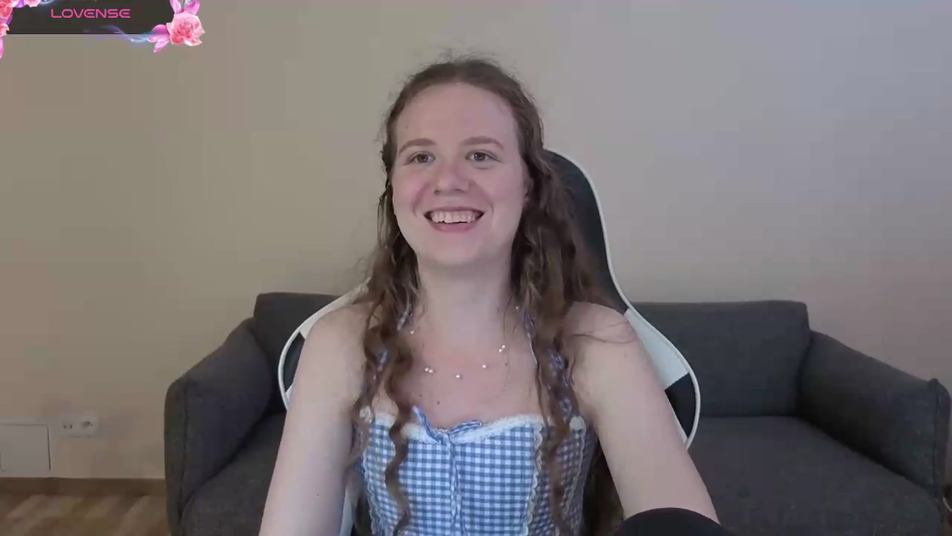 Gallery image thumbnail from BlueFlowerr's myfreecams stream on, 06/30/2026, 15:59 image 18 of 20