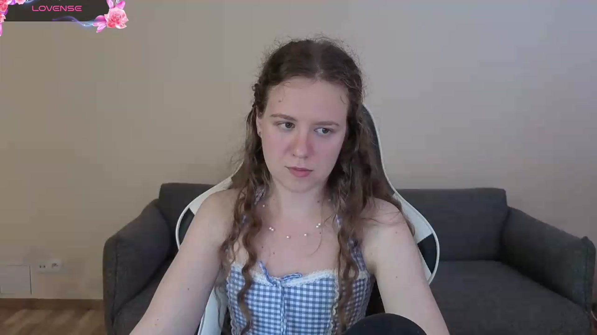 Gallery image thumbnail from BlueFlowerr's myfreecams stream on, 06/30/2026, 15:59 image 16 of 20