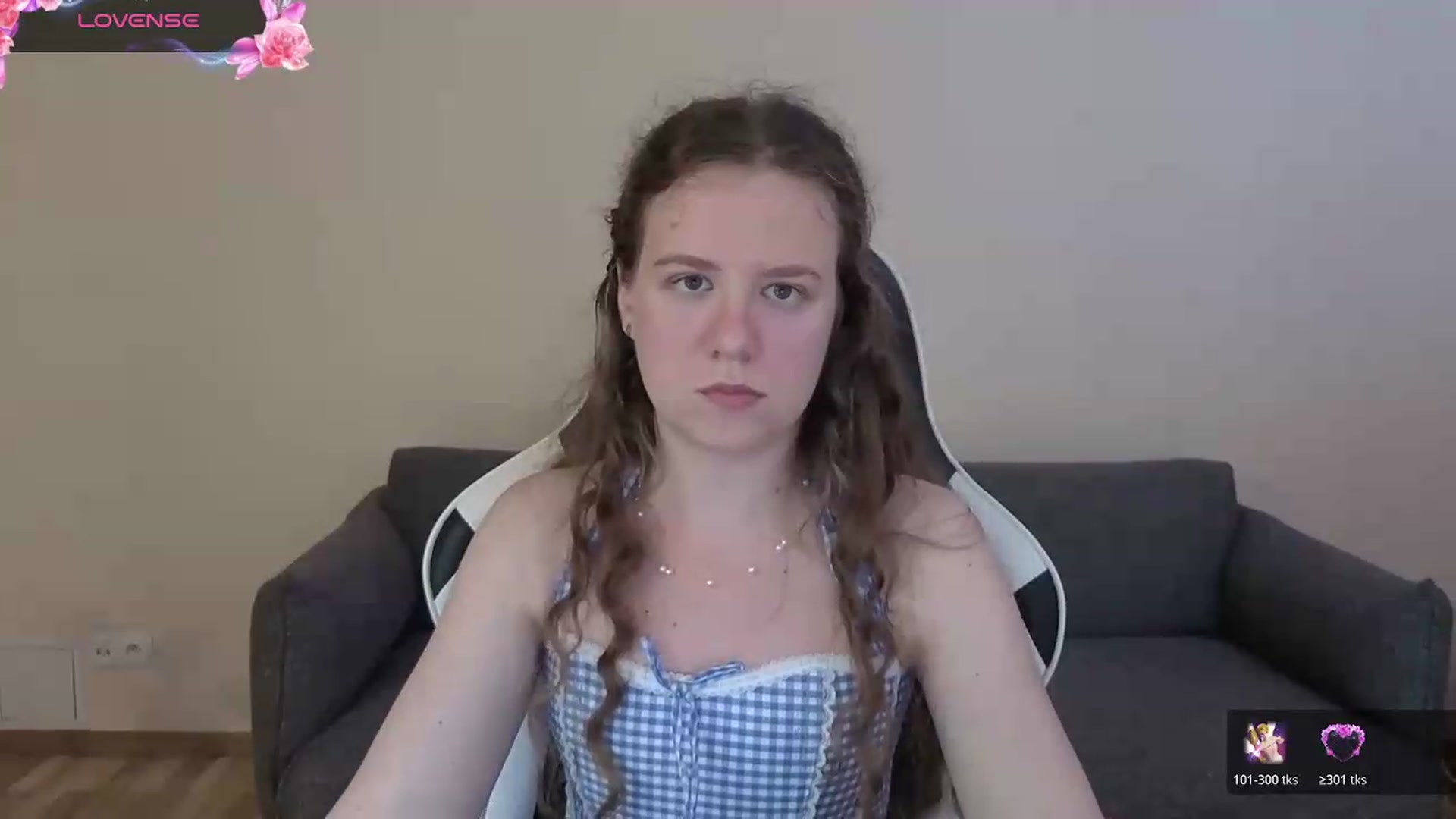 Gallery image thumbnail from BlueFlowerr's myfreecams stream on, 06/30/2026, 15:59 image 19 of 20