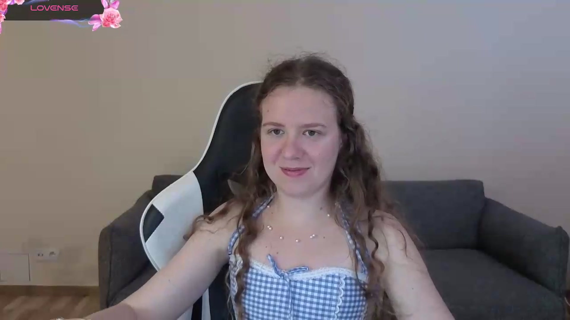 Gallery image thumbnail from BlueFlowerr's myfreecams stream on, 06/30/2026, 15:59 image 5 of 20