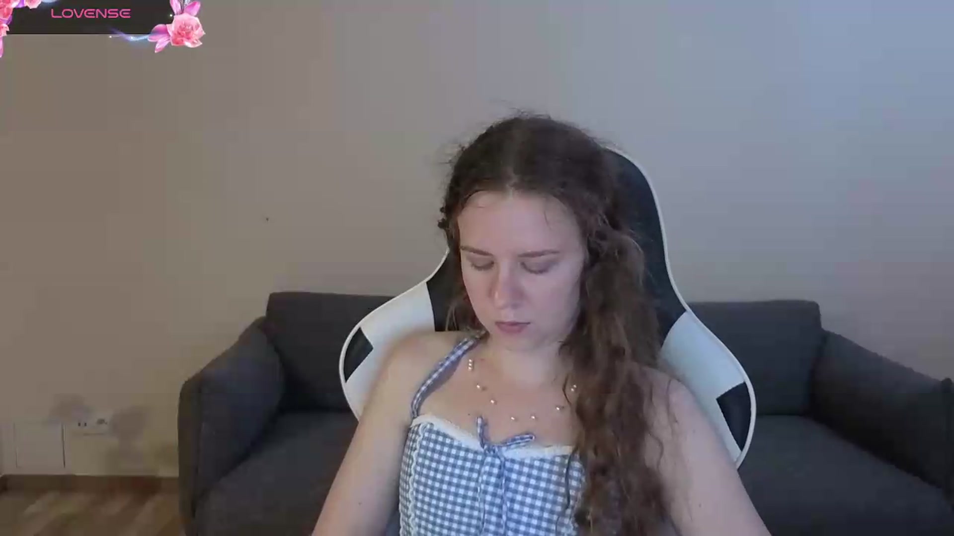 Gallery image thumbnail from BlueFlowerr's myfreecams stream on, 06/30/2026, 19:32 image 10 of 20
