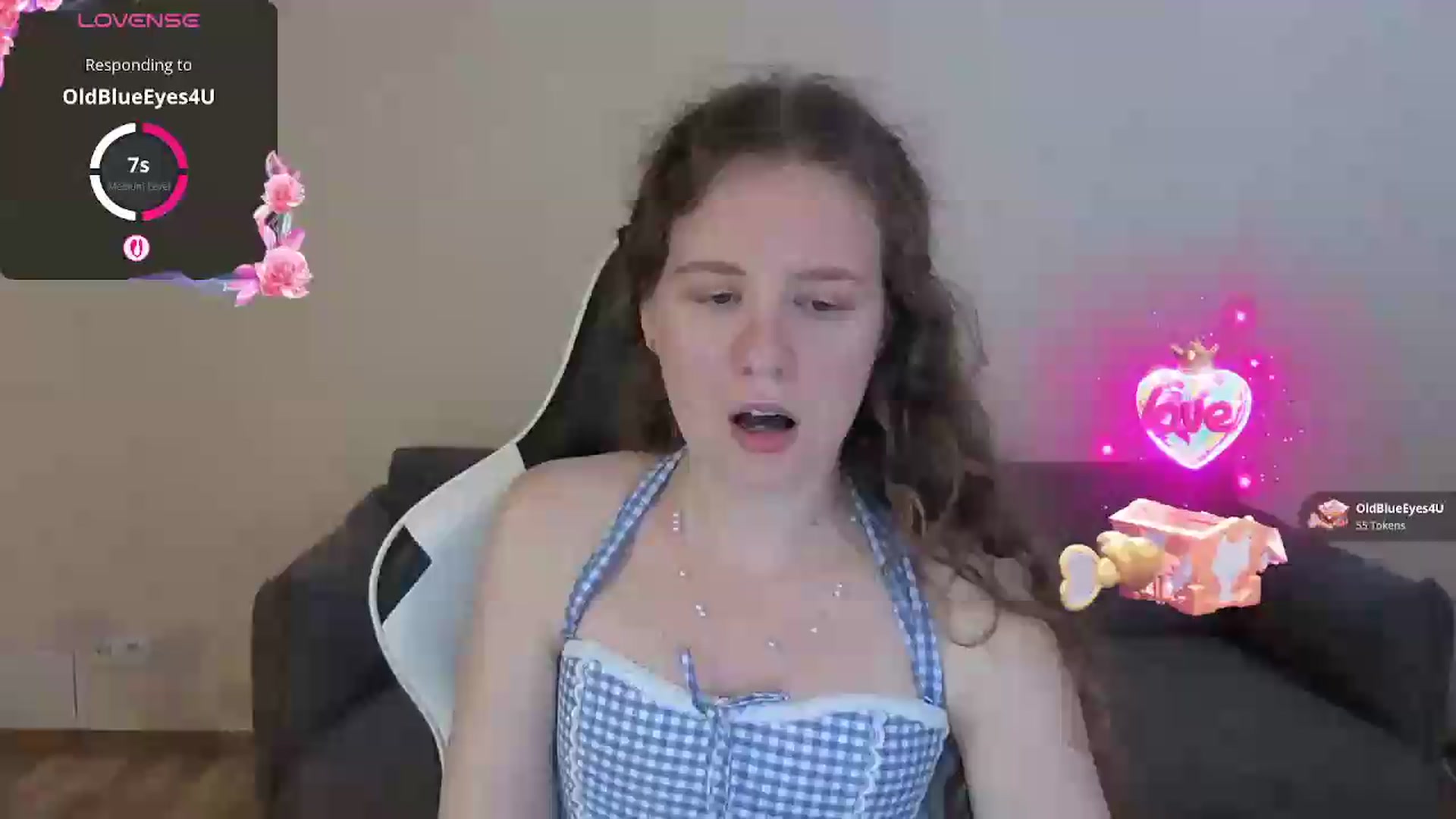 Gallery image thumbnail from BlueFlowerr's myfreecams stream on, 06/30/2026, 19:32 image 1 of 20
