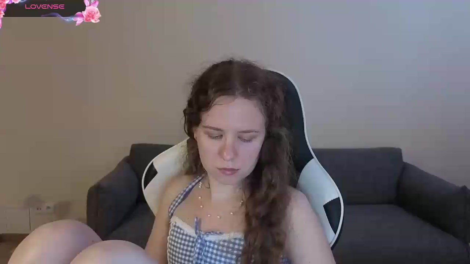 Gallery image thumbnail from BlueFlowerr's myfreecams stream on, 06/30/2026, 20:49 image 6 of 20
