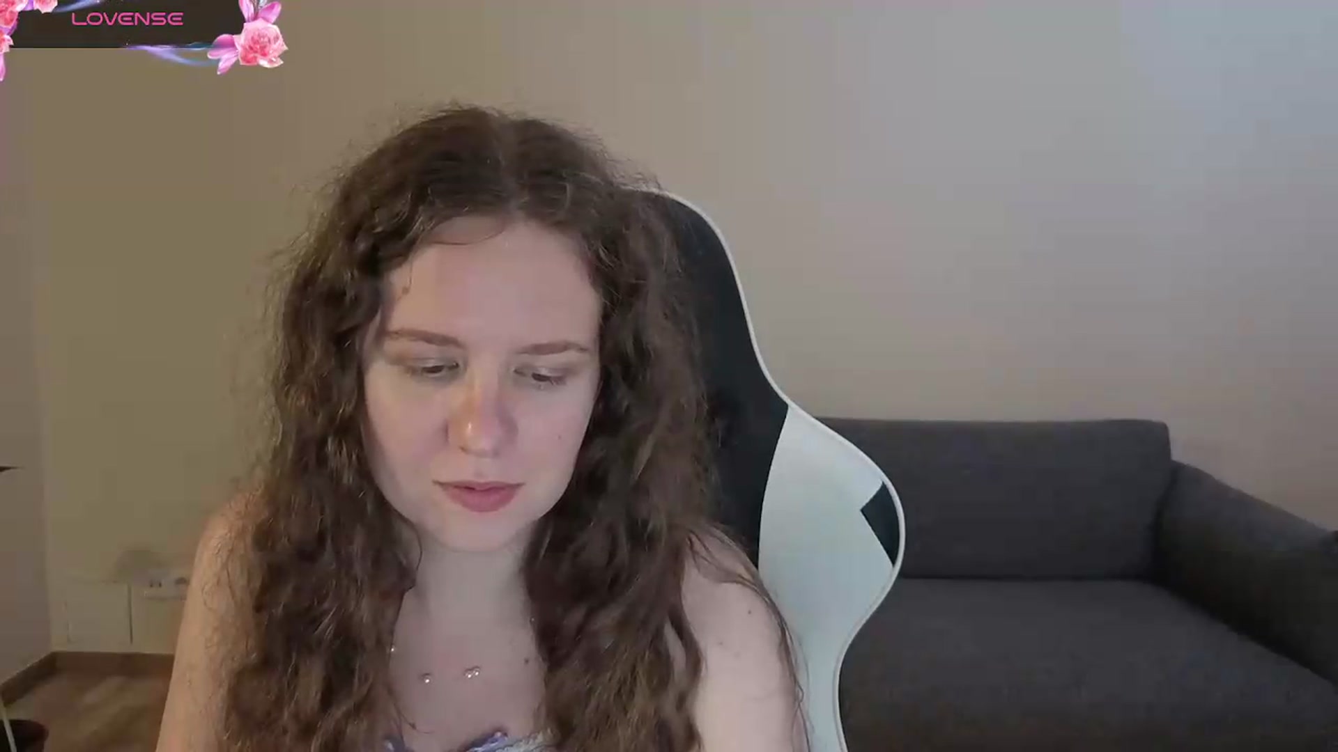 Gallery image thumbnail from BlueFlowerr's myfreecams stream on, 06/30/2026, 22:16 image 20 of 20