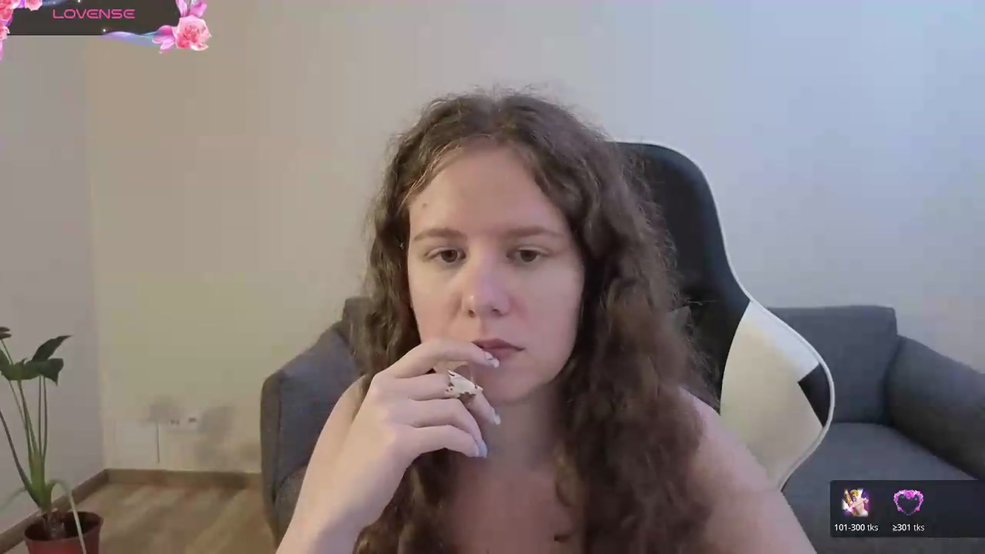 Gallery image thumbnail from BlueFlowerr's myfreecams stream on, 07/02/2026, 18:40 image 13 of 20