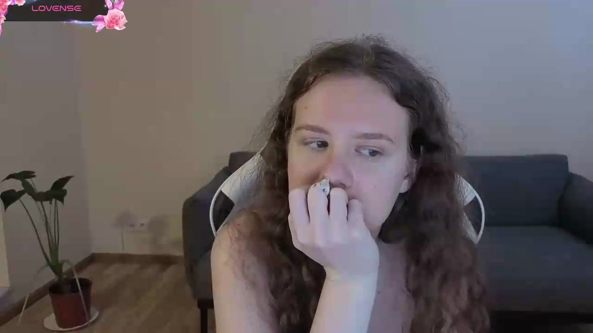 Gallery image thumbnail from BlueFlowerr's myfreecams stream on, 07/02/2026, 23:35 image 4 of 20