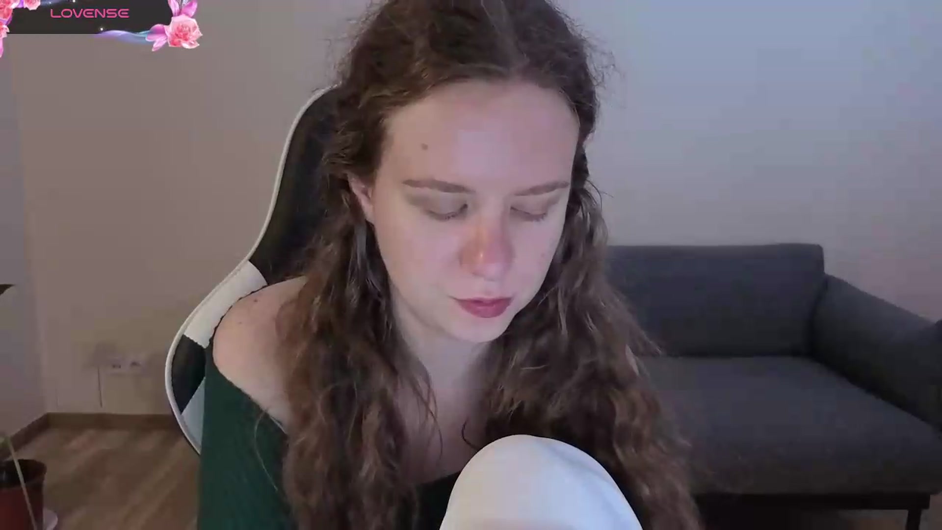 Gallery image thumbnail from BlueFlowerr's myfreecams stream on, 07/03/2026, 22:21 image 14 of 20