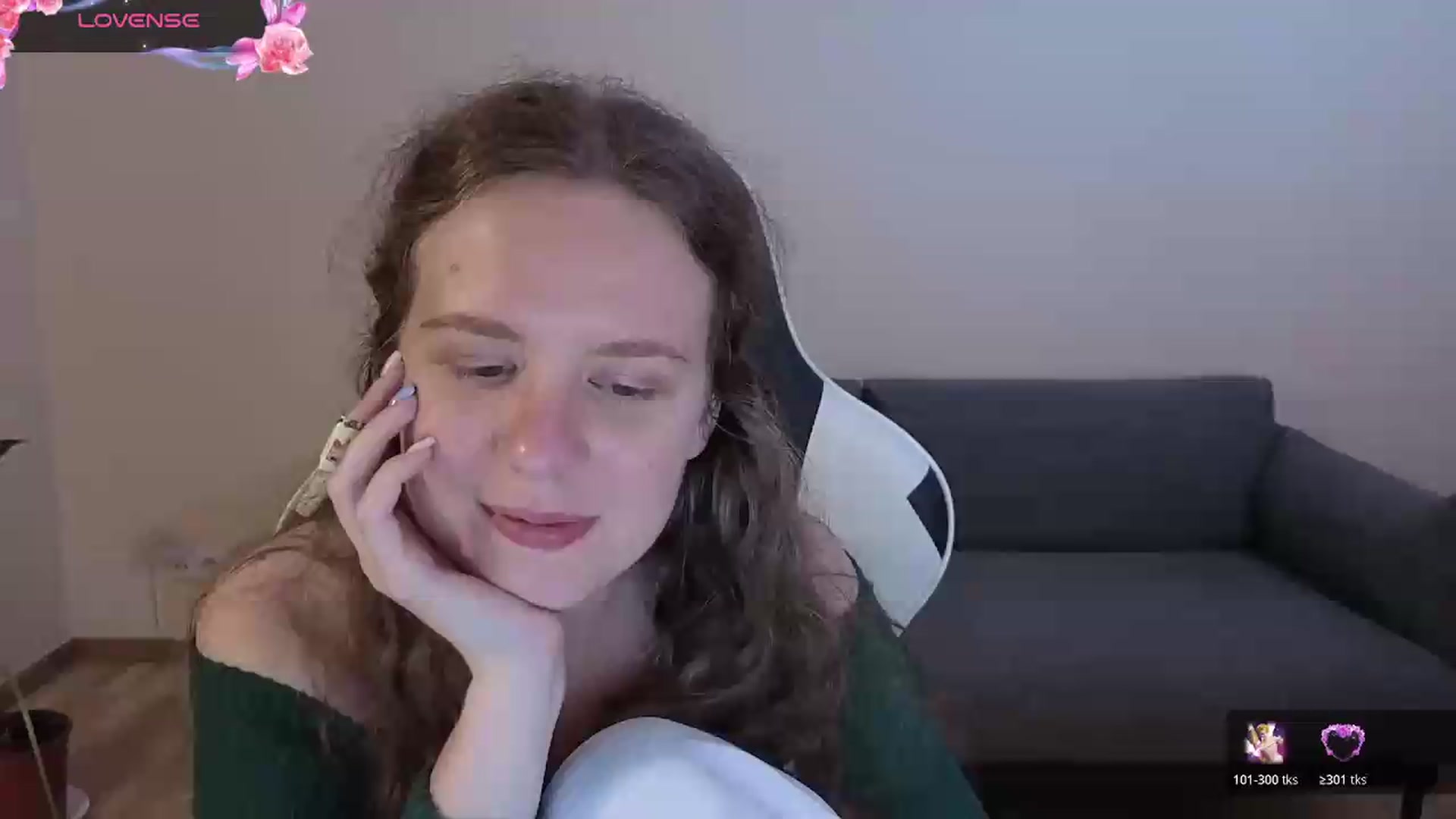 Gallery image thumbnail from BlueFlowerr's myfreecams stream on, 07/04/2026, 24:01 image 1 of 20