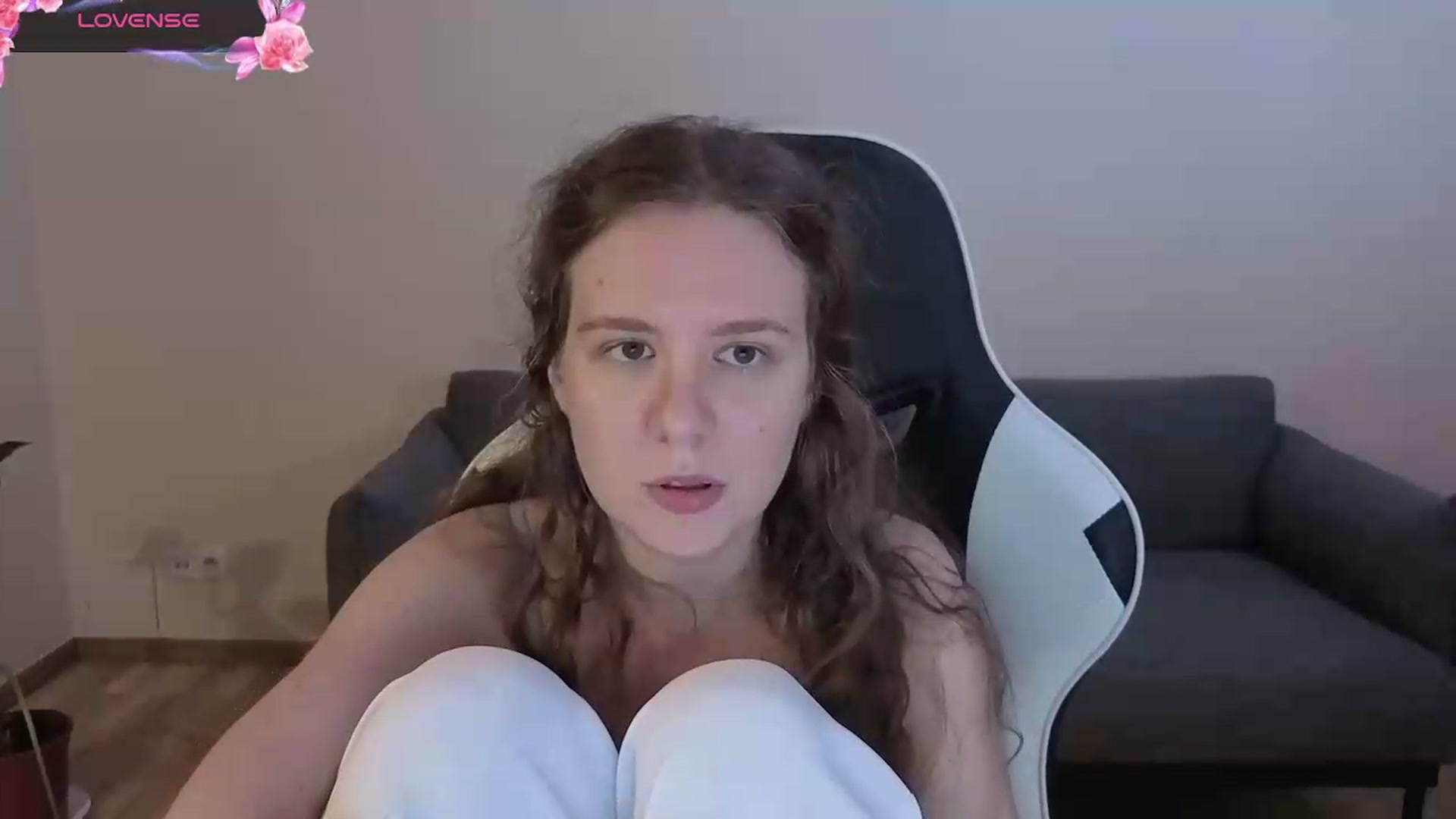 Gallery image thumbnail from BlueFlowerr's myfreecams stream on, 07/04/2026, 02:11 image 9 of 20