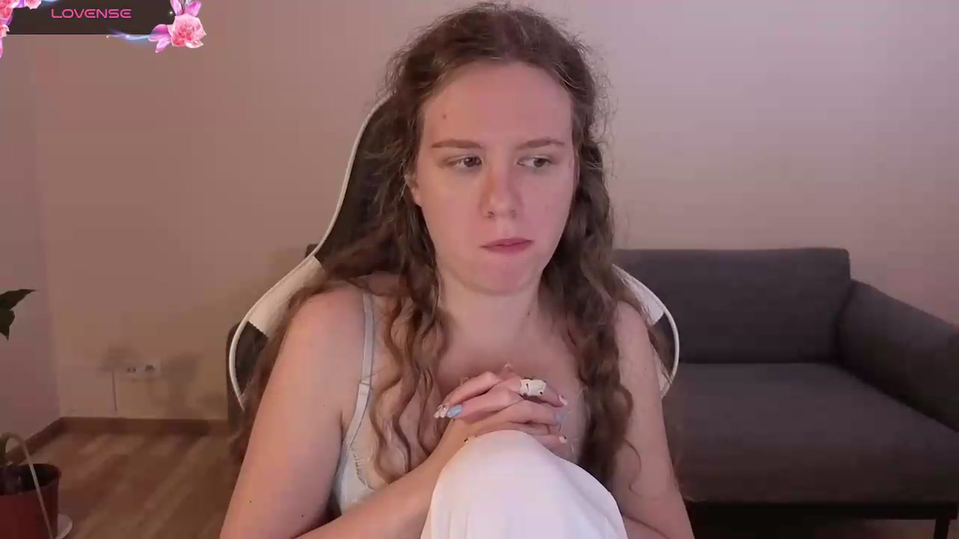 Gallery image thumbnail from BlueFlowerr's myfreecams stream on, 07/04/2026, 02:11 image 18 of 20