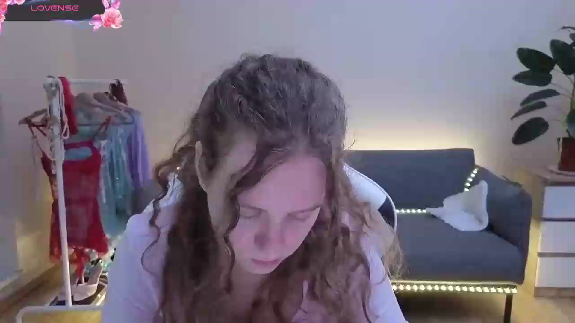 Gallery image thumbnail from BlueFlowerr's myfreecams stream on, 07/04/2026, 17:33 image 16 of 20