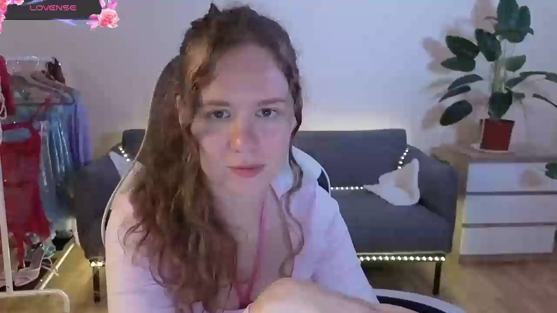 Gallery image thumbnail from BlueFlowerr's myfreecams stream on, 07/04/2026, 21:28 image 1 of 20