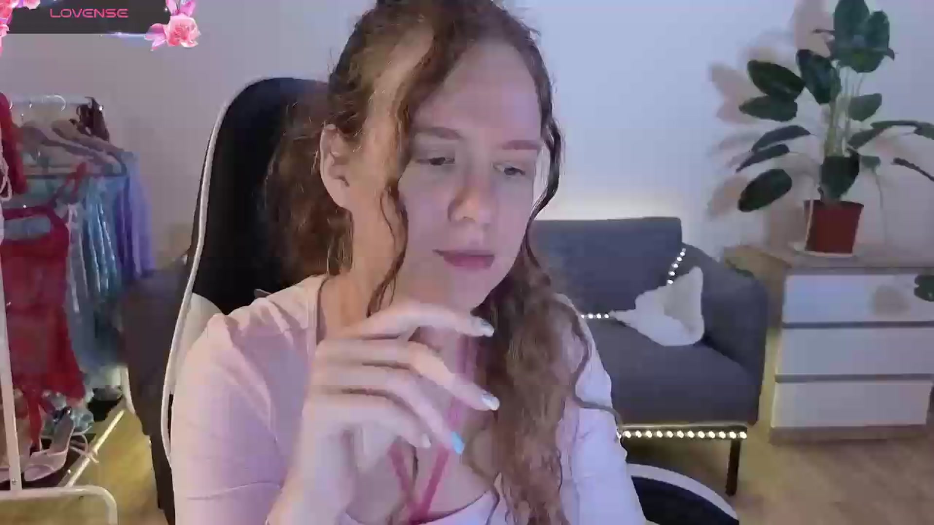 Gallery image thumbnail from BlueFlowerr's myfreecams stream on, 07/04/2026, 21:28 image 8 of 20