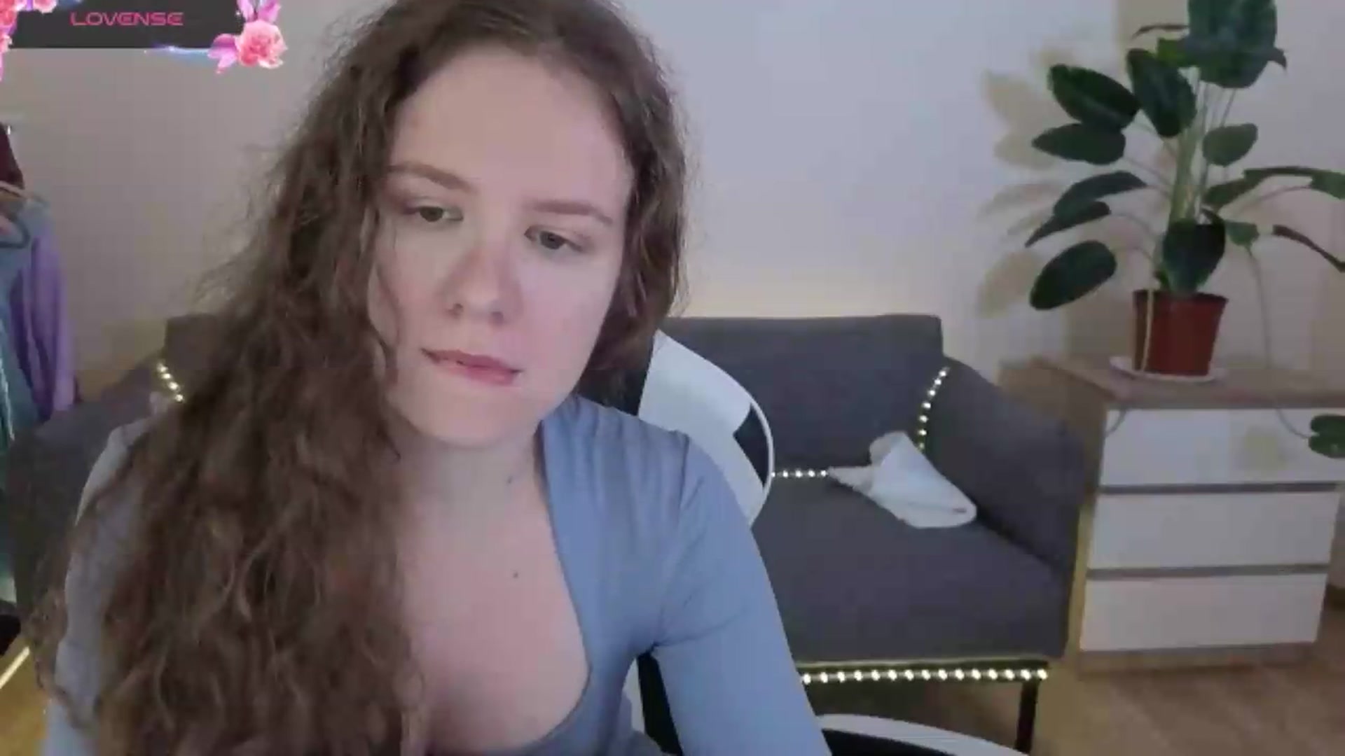 Gallery image thumbnail from BlueFlowerr's myfreecams stream on, 07/05/2026, 15:33 image 15 of 20