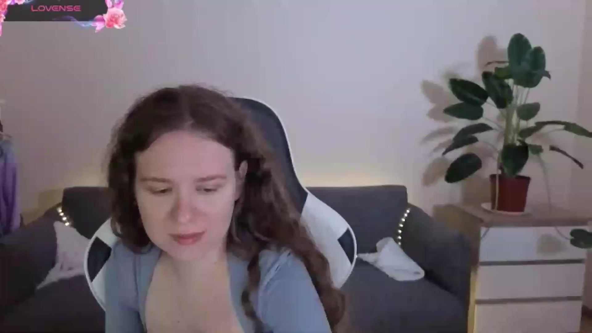 Gallery image thumbnail from BlueFlowerr's myfreecams stream on, 07/05/2026, 16:47 image 8 of 20