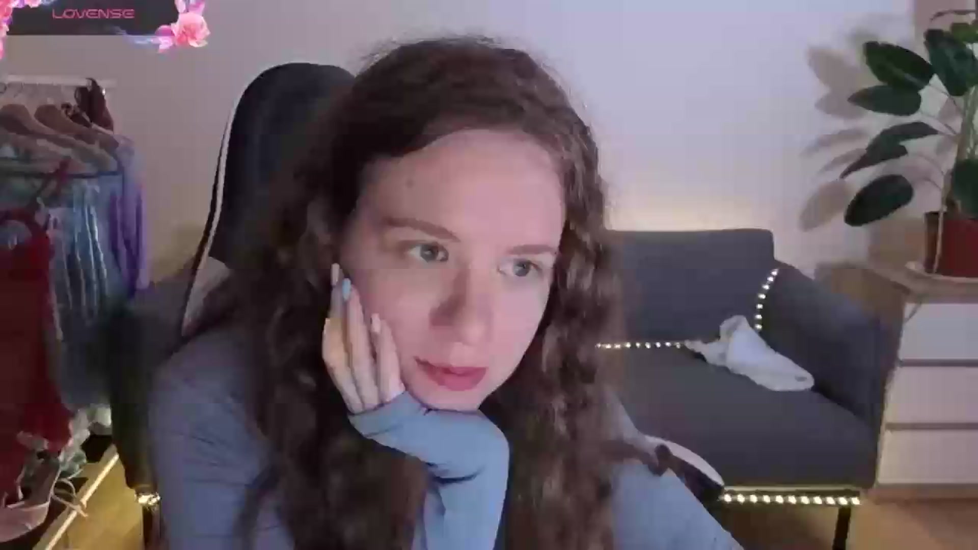 Gallery image thumbnail from BlueFlowerr's myfreecams stream on, 07/05/2026, 18:09 image 10 of 20