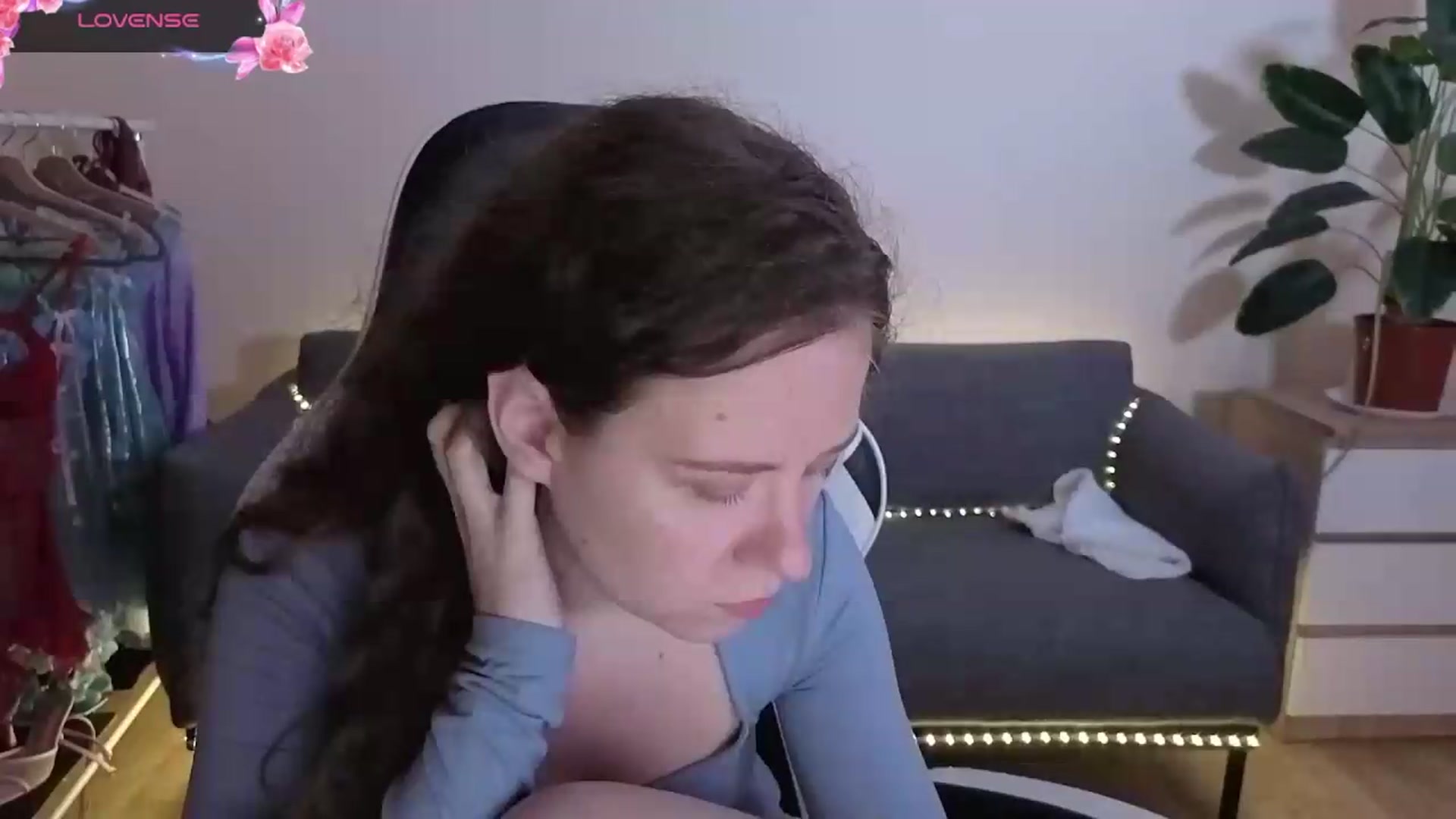 Gallery image thumbnail from BlueFlowerr's myfreecams stream on, 07/05/2026, 18:25 image 7 of 20