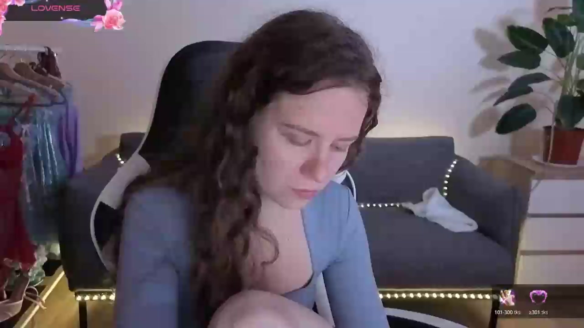 Gallery image thumbnail from BlueFlowerr's myfreecams stream on, 07/05/2026, 18:25 image 1 of 20