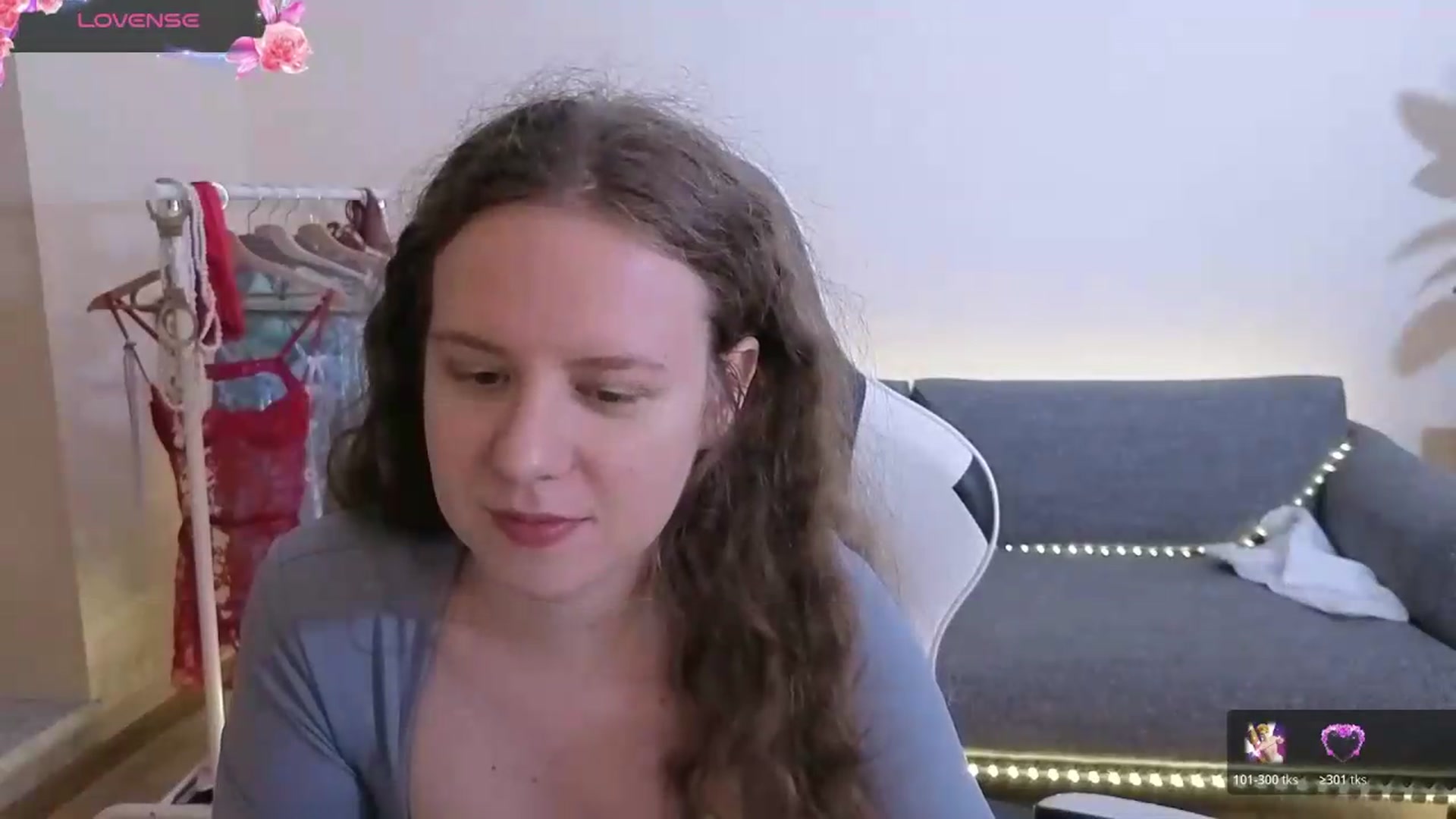 Gallery image thumbnail from BlueFlowerr's myfreecams stream on, 07/05/2026, 20:27 image 18 of 20
