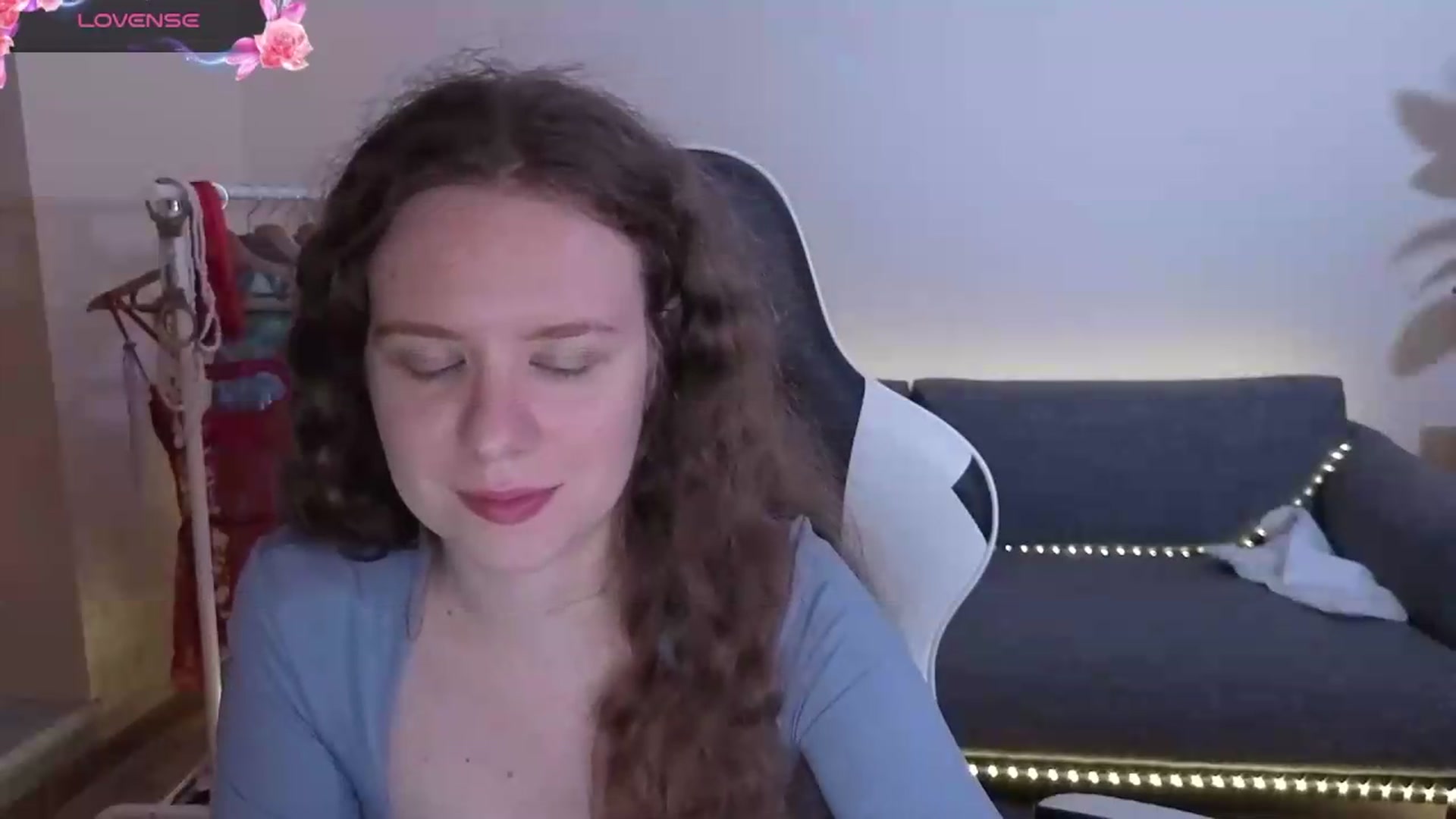 Gallery image thumbnail from BlueFlowerr's myfreecams stream on, 07/05/2026, 20:27 image 19 of 20