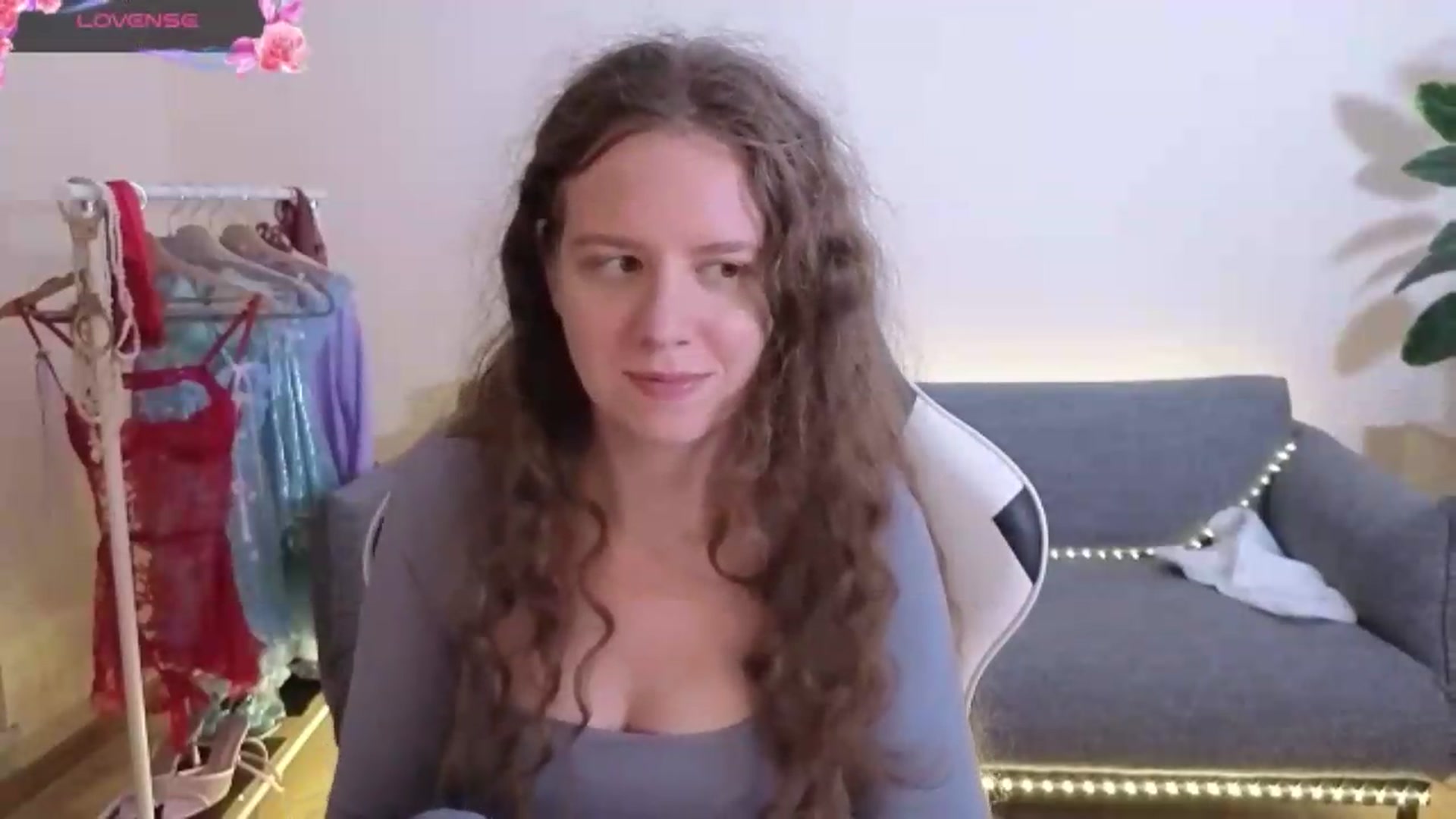 Gallery image thumbnail from BlueFlowerr's myfreecams stream on, 07/05/2026, 21:44 image 3 of 20