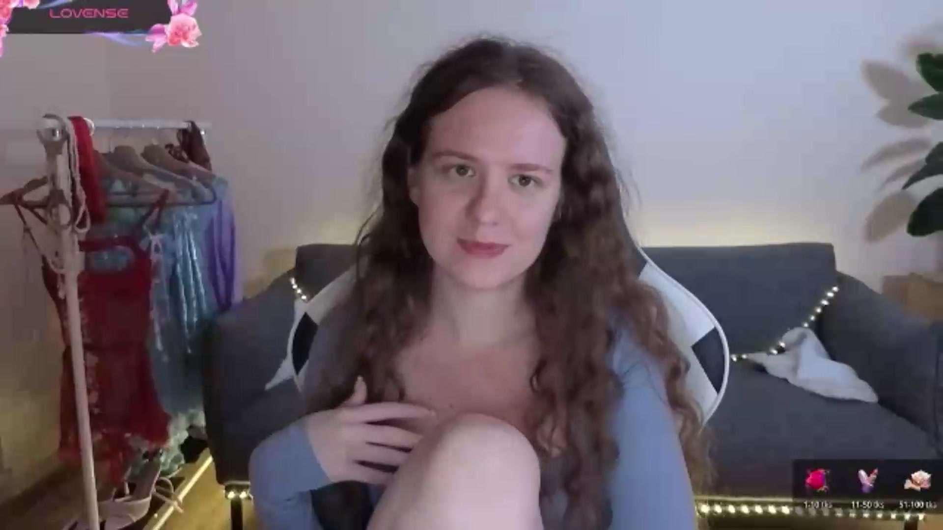 Gallery image thumbnail from BlueFlowerr's myfreecams stream on, 07/05/2026, 21:44 image 19 of 20