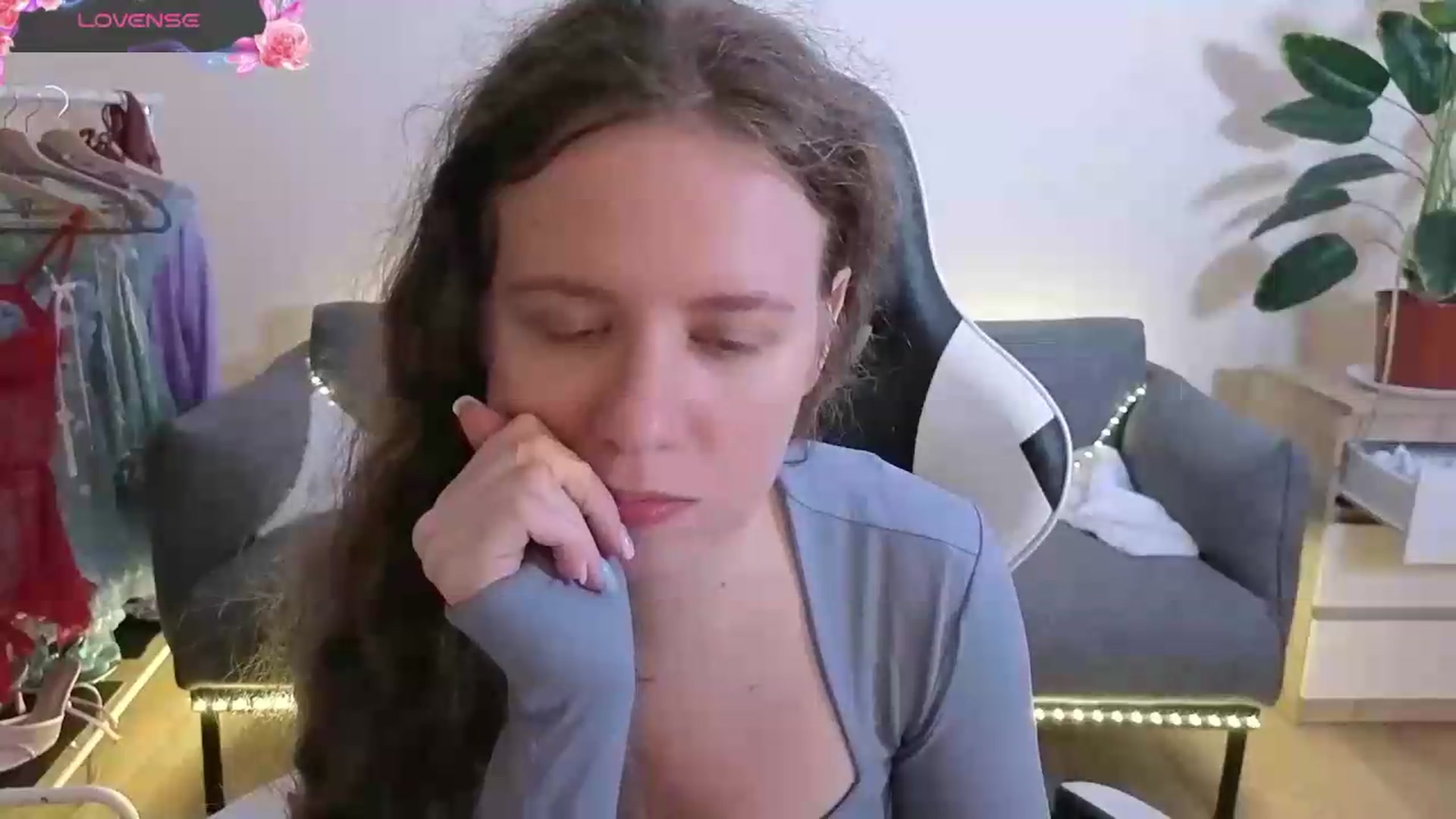 Gallery image thumbnail from BlueFlowerr's myfreecams stream on, 07/05/2026, 22:41 image 16 of 20
