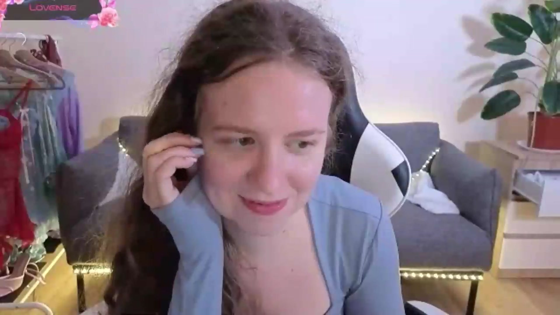 Gallery image thumbnail from BlueFlowerr's myfreecams stream on, 07/05/2026, 22:41 image 9 of 20
