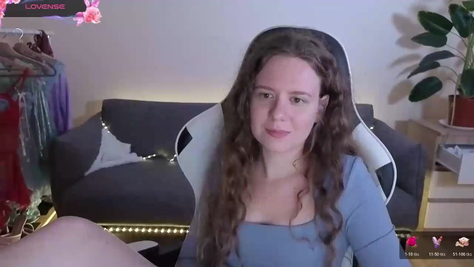 Gallery image thumbnail from BlueFlowerr's myfreecams stream on, 07/06/2026, 24:04 image 20 of 20