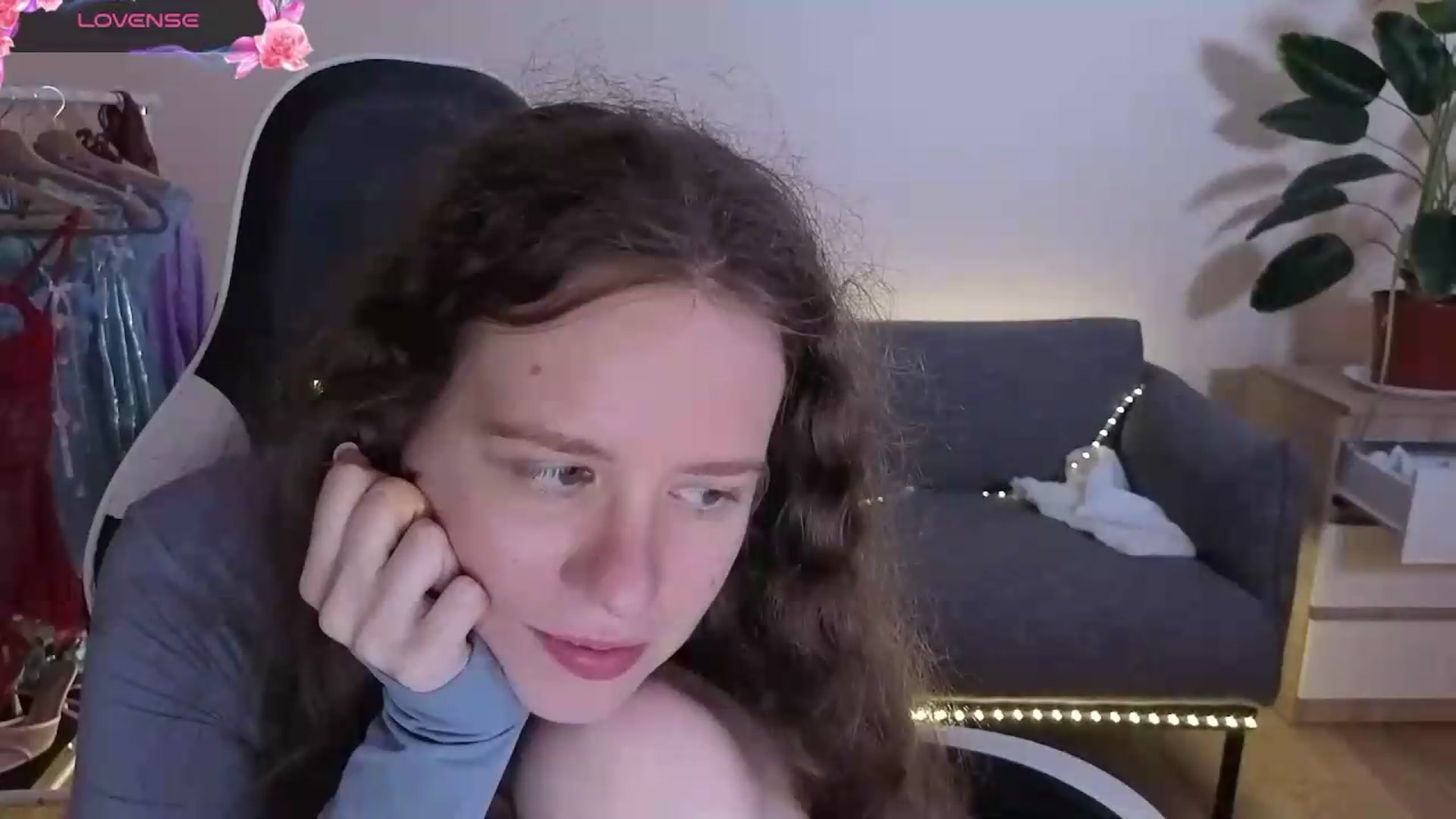 Gallery image thumbnail from BlueFlowerr's myfreecams stream on, 07/06/2026, 24:04 image 4 of 20