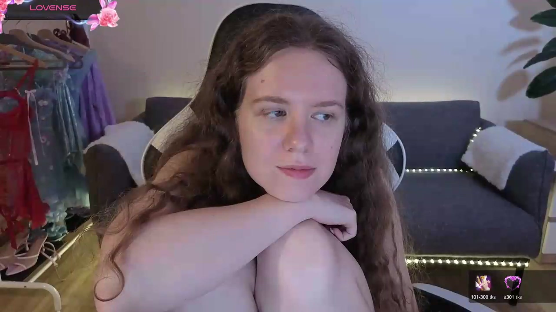 Gallery image thumbnail from BlueFlowerr's myfreecams stream on, 07/06/2026, 21:12 image 11 of 20