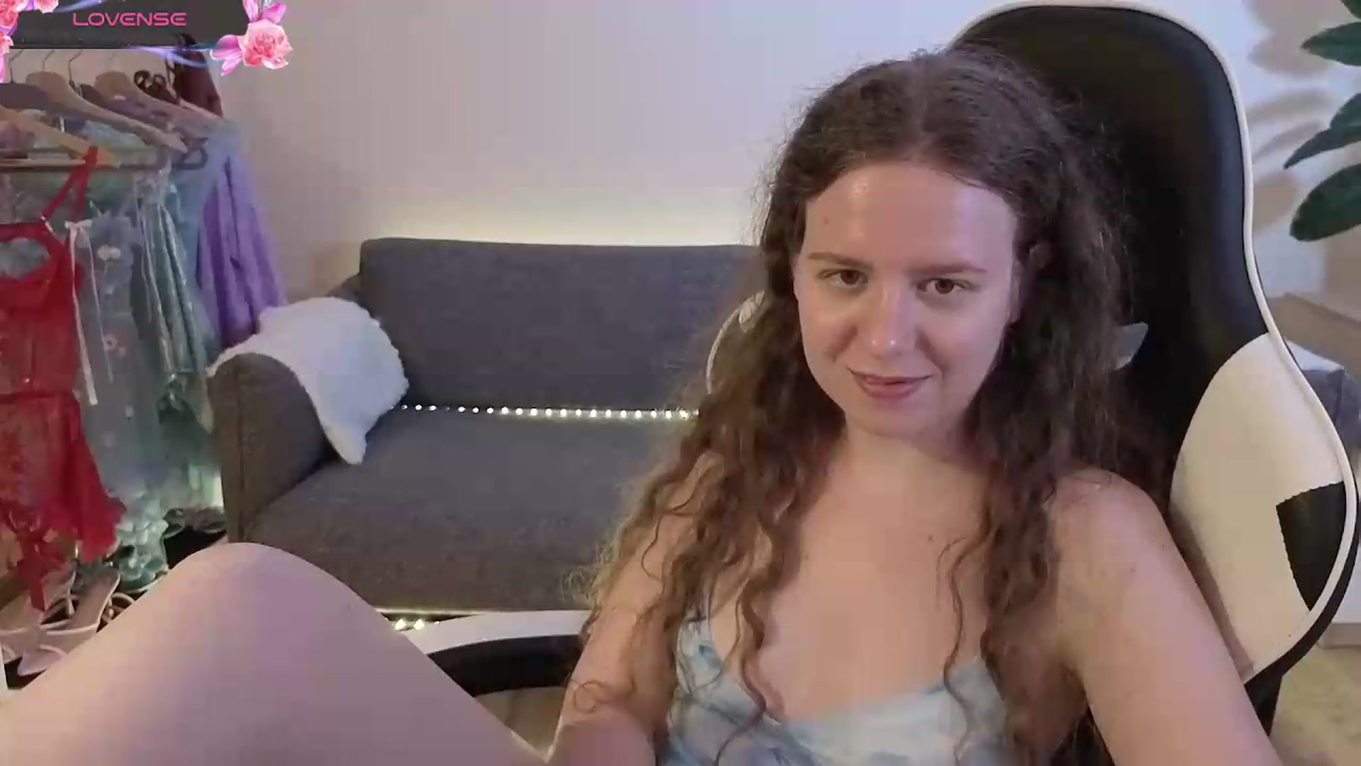 Gallery image thumbnail from BlueFlowerr's myfreecams stream on, 07/06/2026, 21:12 image 8 of 20