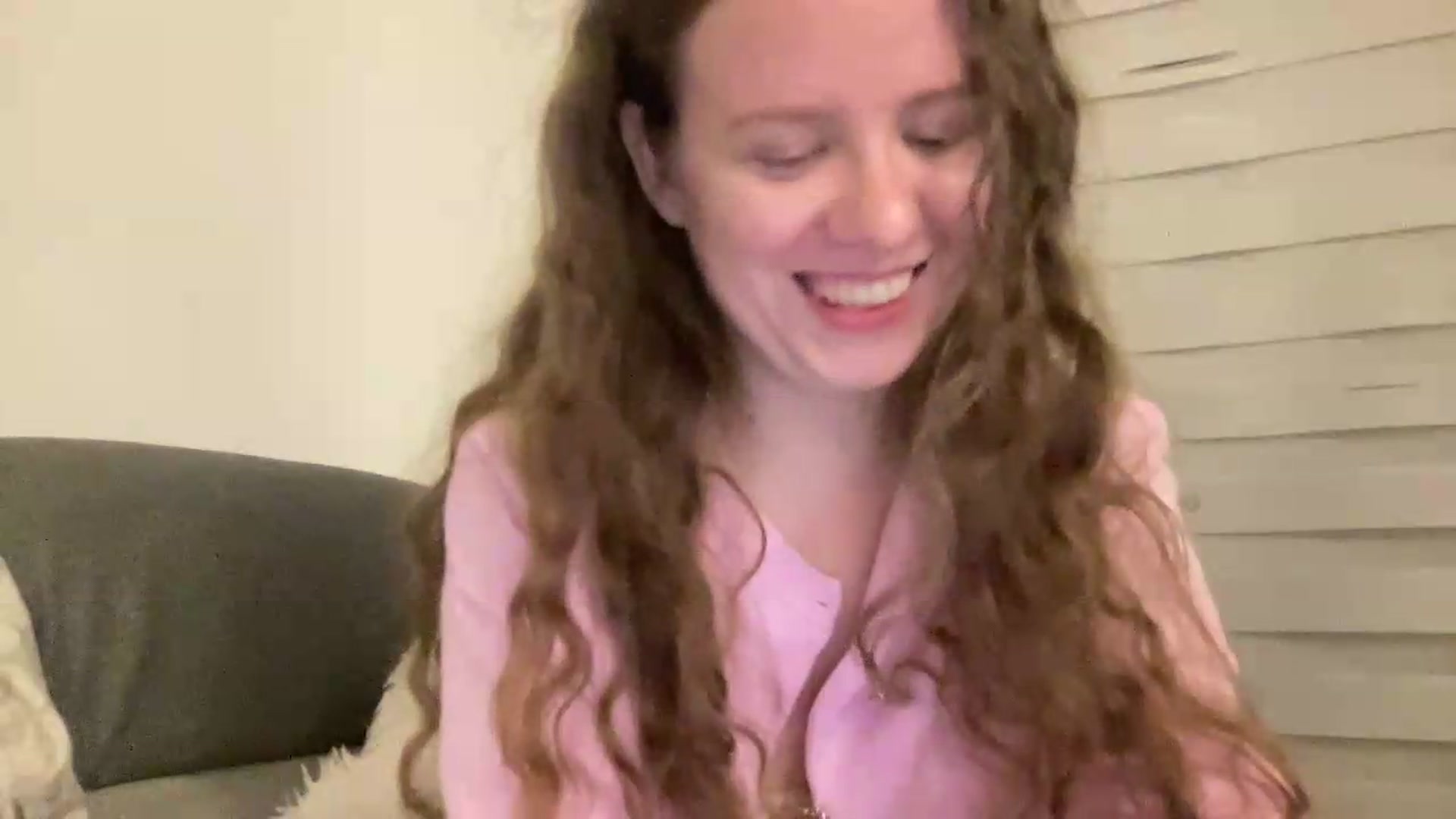 Gallery image thumbnail from BlueFlowerr's myfreecams stream on, 07/07/2026, 24:05 image 18 of 20