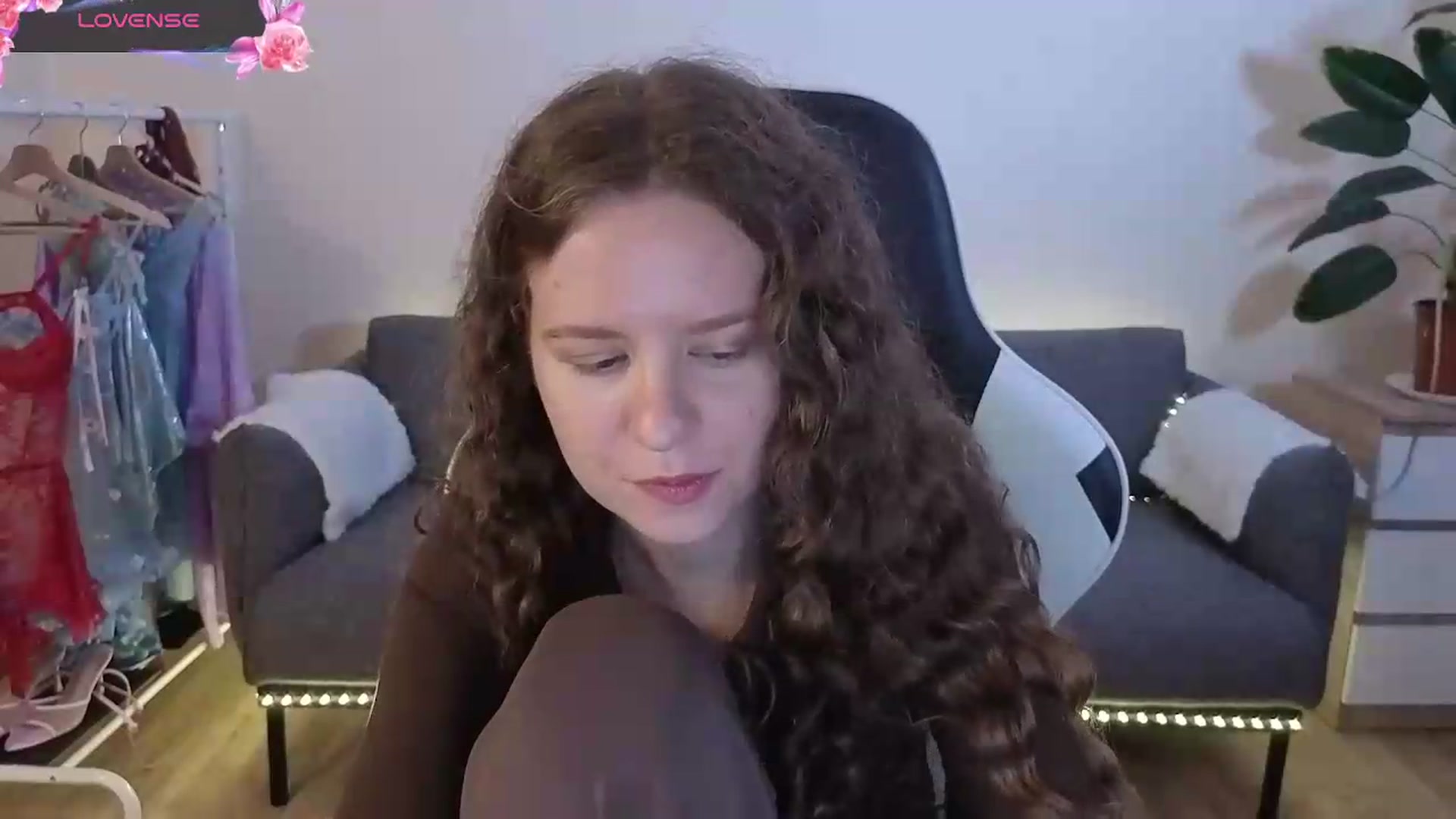 Gallery image thumbnail from BlueFlowerr's myfreecams stream on, 07/07/2026, 17:38 image 15 of 20