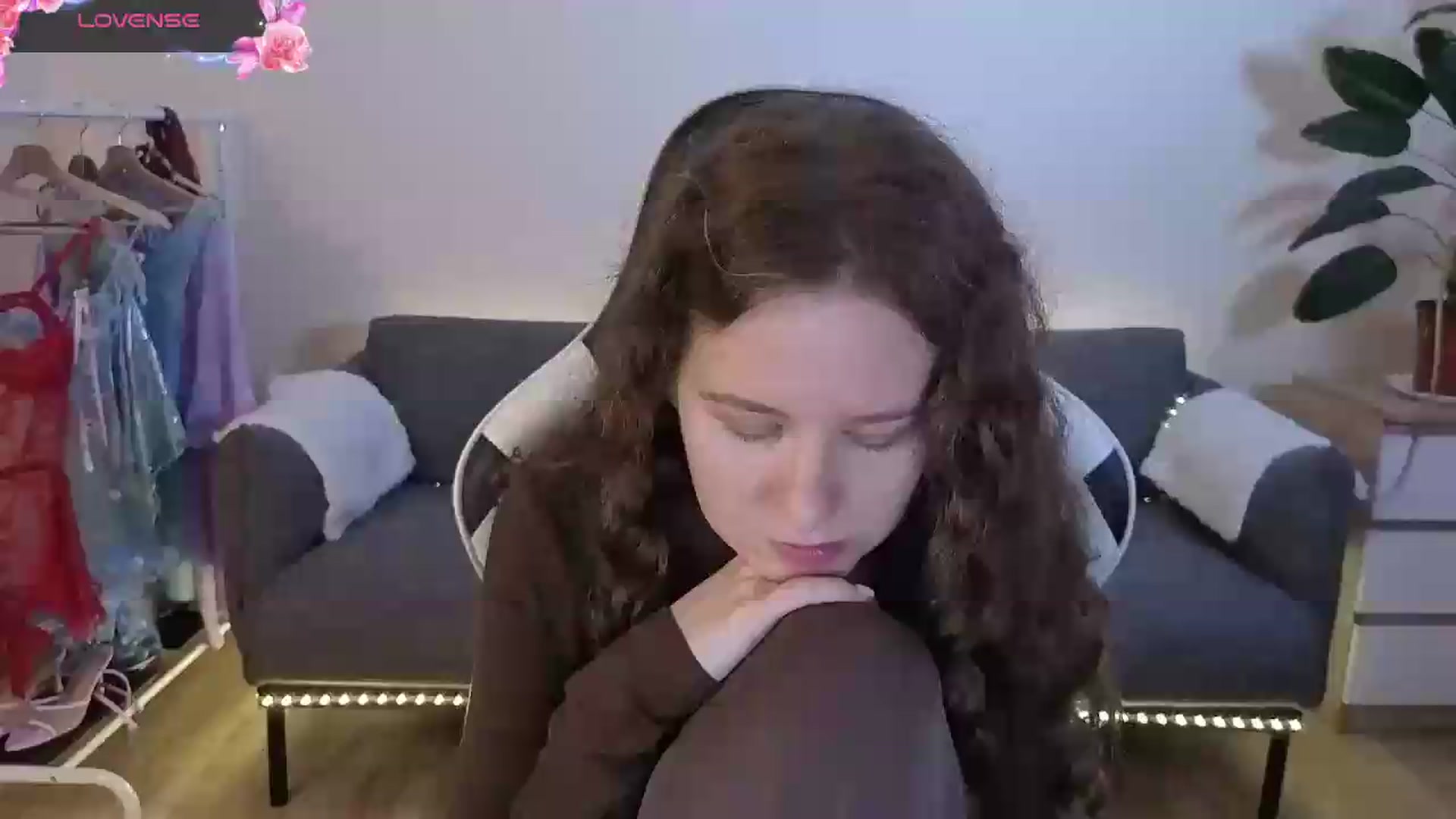 Gallery image thumbnail from BlueFlowerr's myfreecams stream on, 07/07/2026, 17:38 image 13 of 20