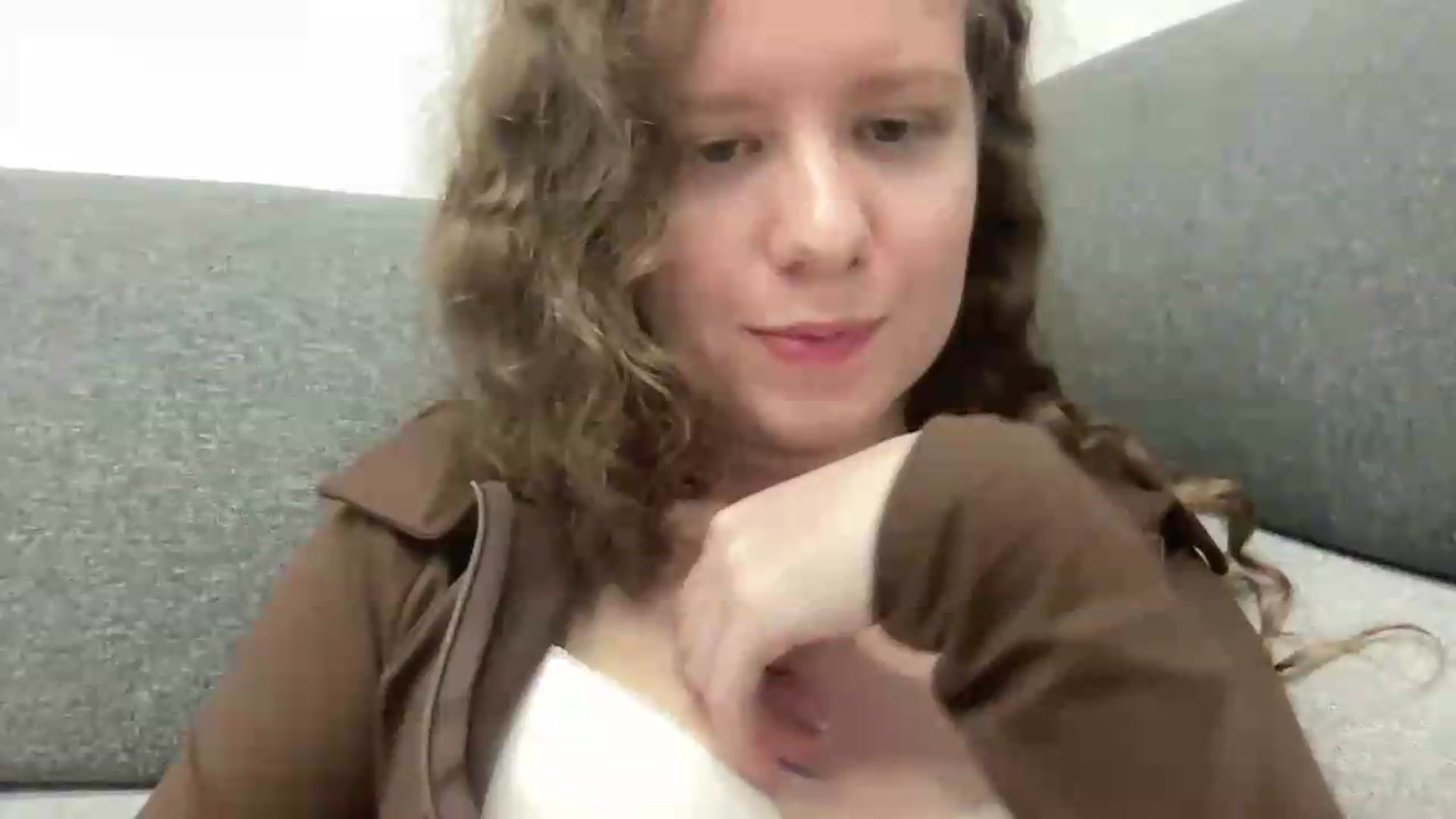 Gallery image thumbnail from BlueFlowerr's myfreecams stream on, 07/07/2026, 22:28 image 13 of 20
