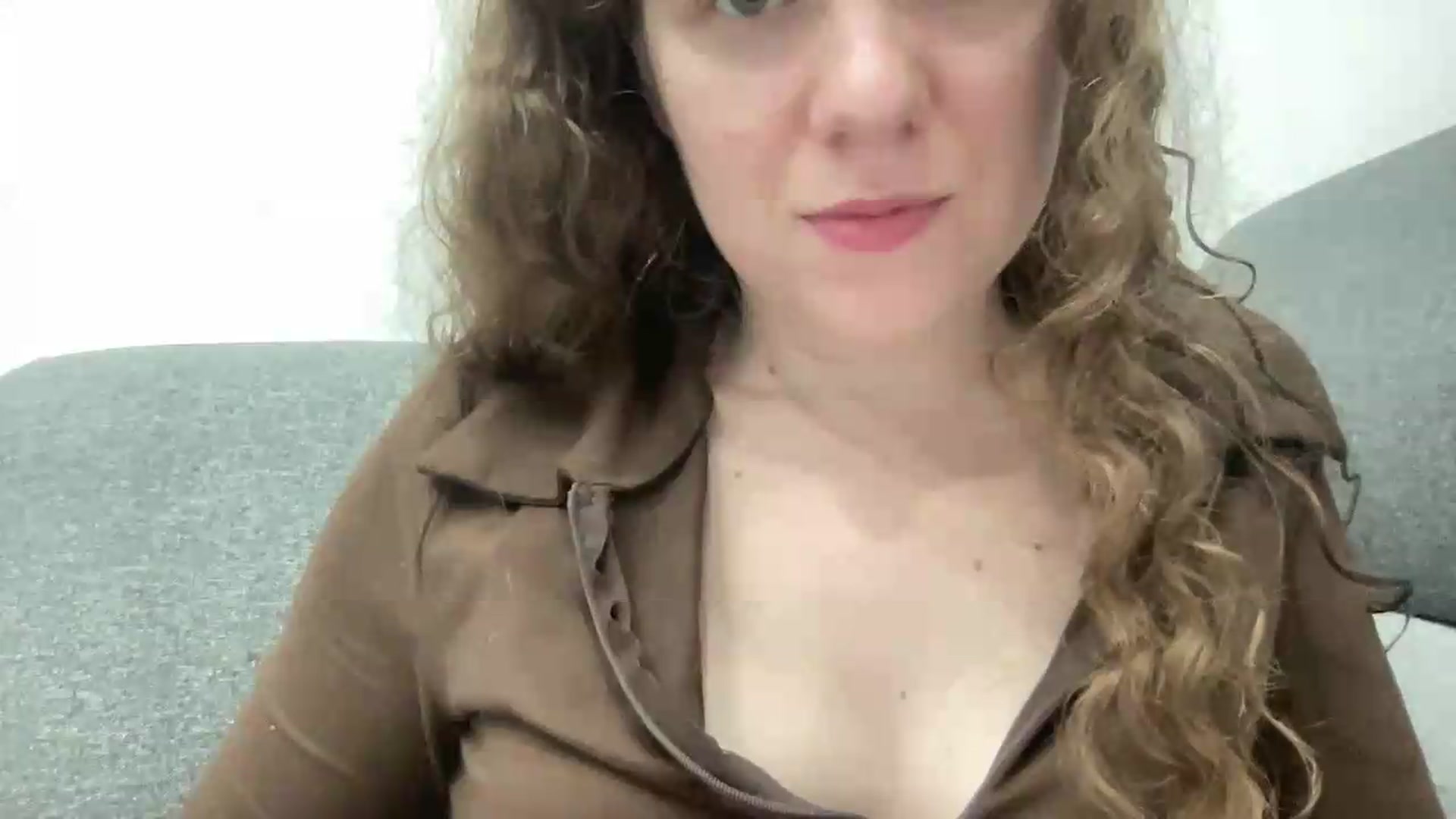 Gallery image thumbnail from BlueFlowerr's myfreecams stream on, 07/08/2026, 24:01 image 5 of 20
