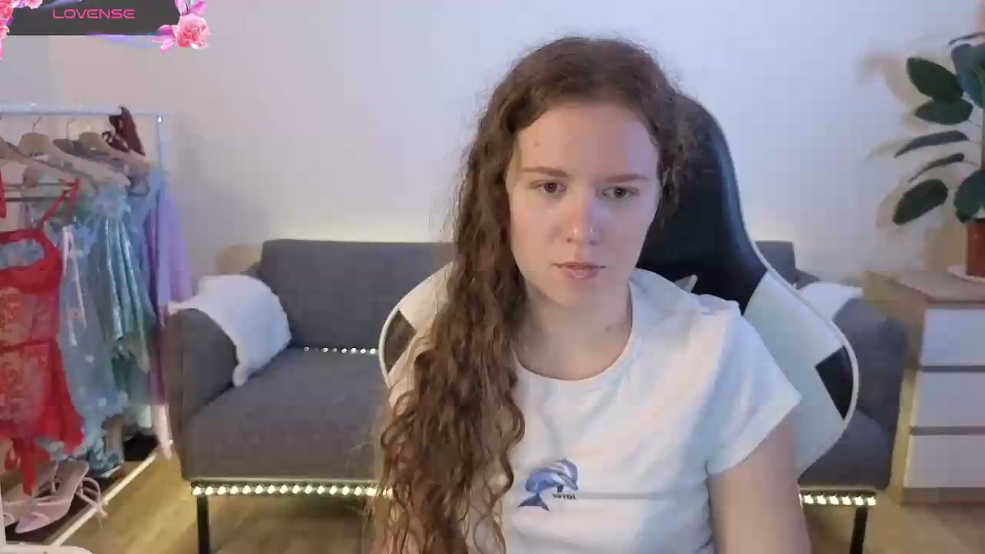 Gallery image thumbnail from BlueFlowerr's myfreecams stream on, 07/08/2026, 16:31 image 10 of 20