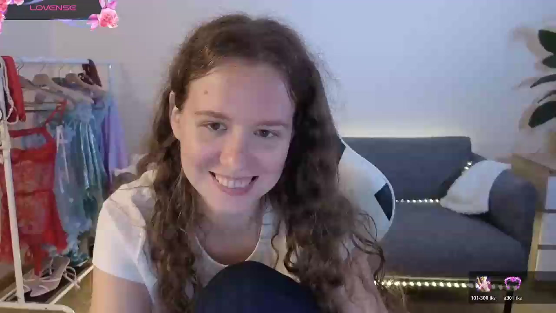Gallery image thumbnail from BlueFlowerr's myfreecams stream on, 07/08/2026, 20:19 image 16 of 20