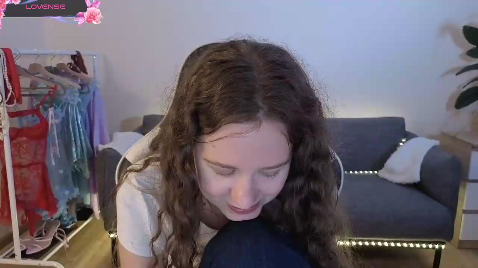 Gallery image thumbnail from BlueFlowerr's myfreecams stream on, 07/08/2026, 20:19 image 4 of 20