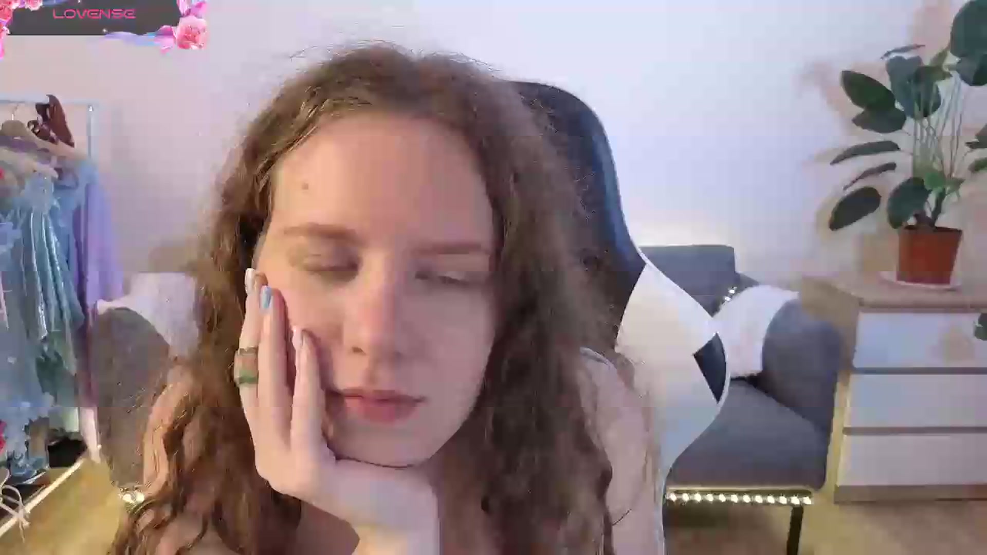 Gallery image thumbnail from BlueFlowerr's myfreecams stream on, 07/08/2026, 22:56 image 11 of 20