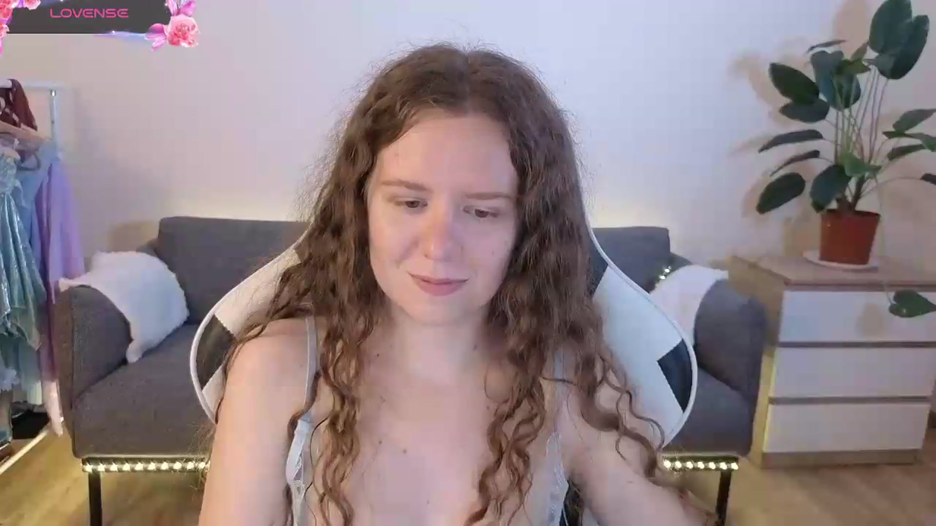 Gallery image thumbnail from BlueFlowerr's myfreecams stream on, 07/08/2026, 22:56 image 10 of 20